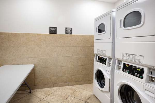  - Hampton Inn Airport West Palm Beach - I-95, Exit 69