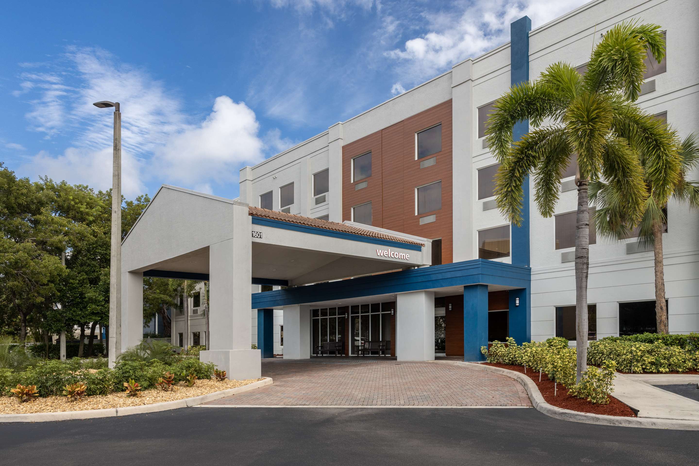 Exterior | Hampton Inn by Hilton West Palm Beach Central Airport