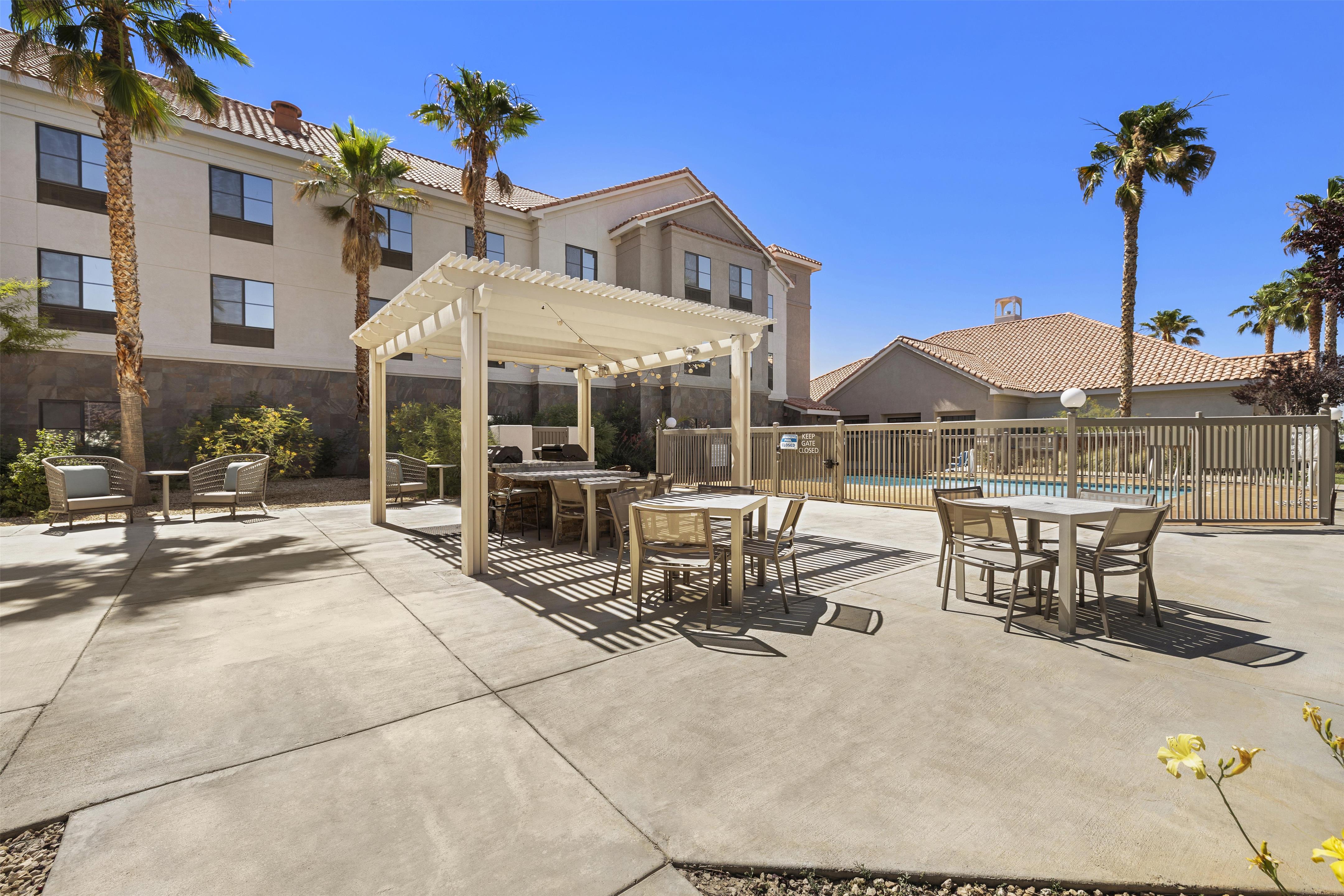 Exterior | Homewood Suites by Hilton Lancaster