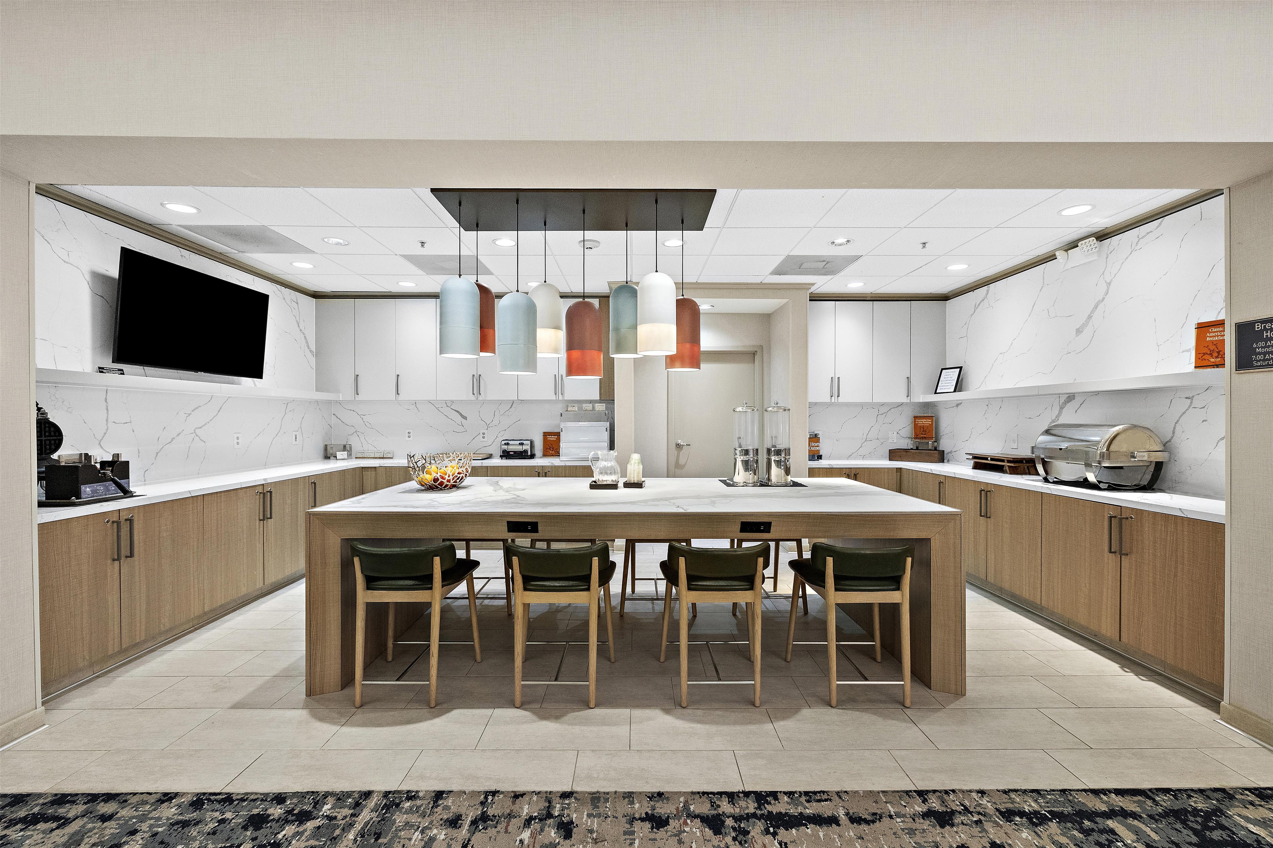 Breakfast Area | Homewood Suites by Hilton Lancaster