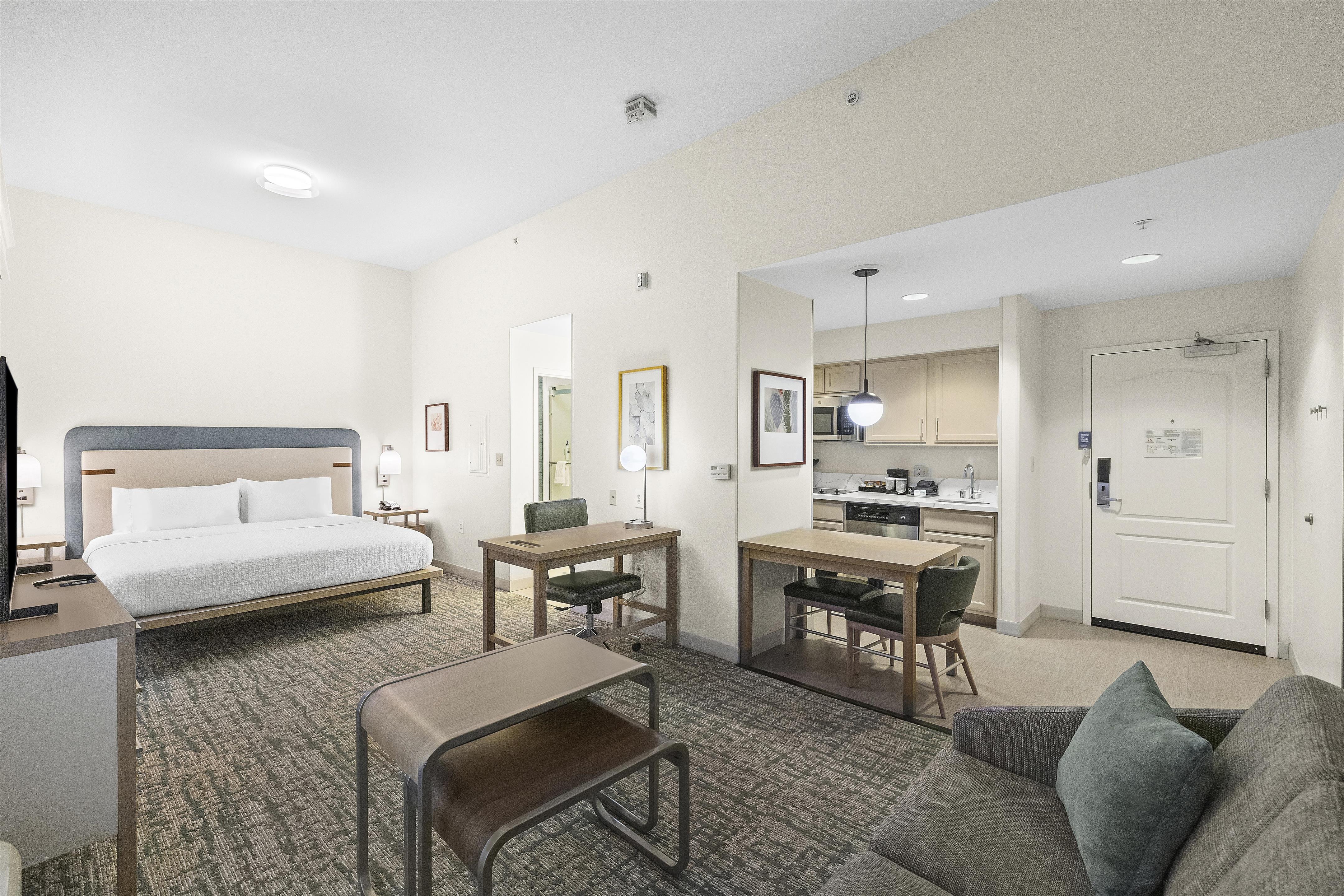 Guest room