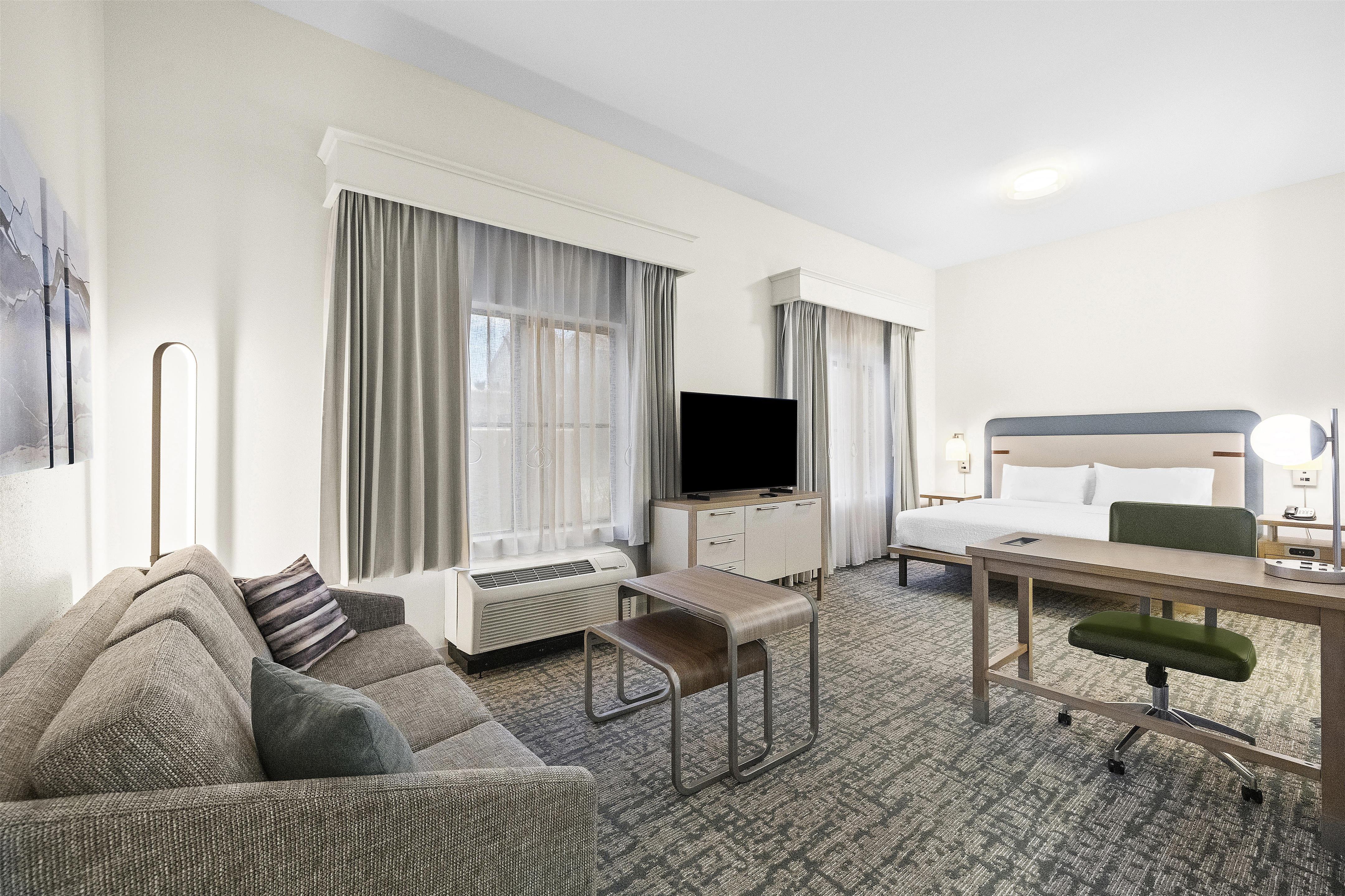 Guest room
