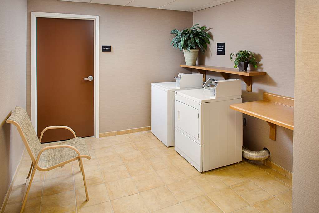 Hampton Inn & Suites by Hilton Lancaster - Tap to explore photos