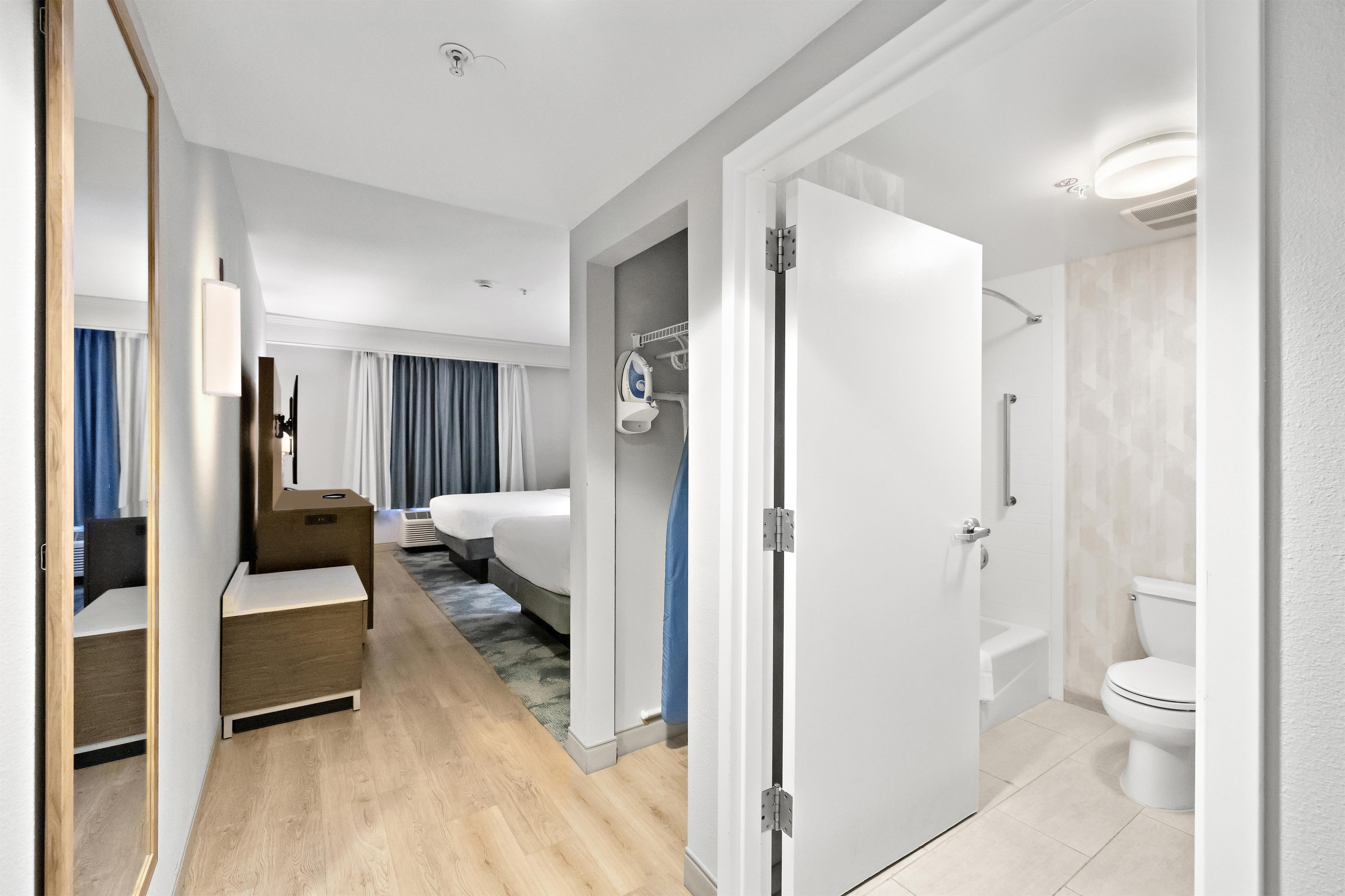 Hampton Inn & Suites by Hilton Lancaster Room Type - 2 QNS HEARING ACC NOSMOK