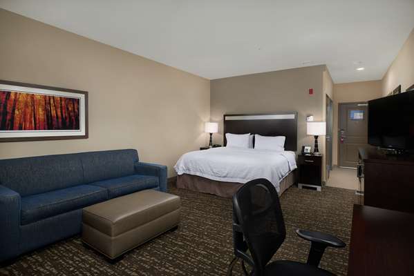  - Hampton Inn & Suites Vancouver