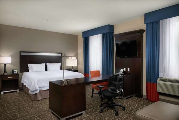  - Hampton Inn & Suites Vancouver