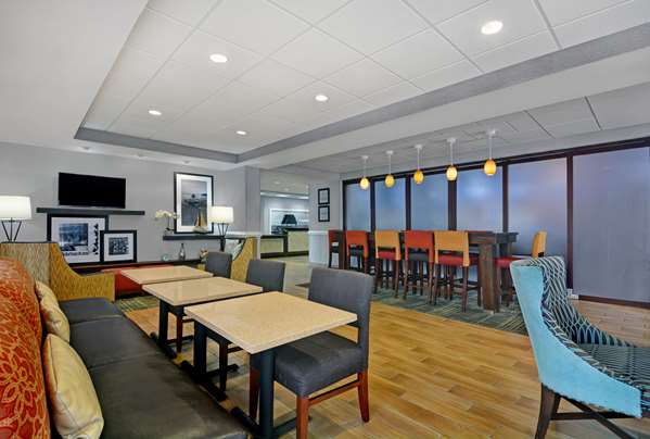 Amenities - Hampton Inn Panama City Beach