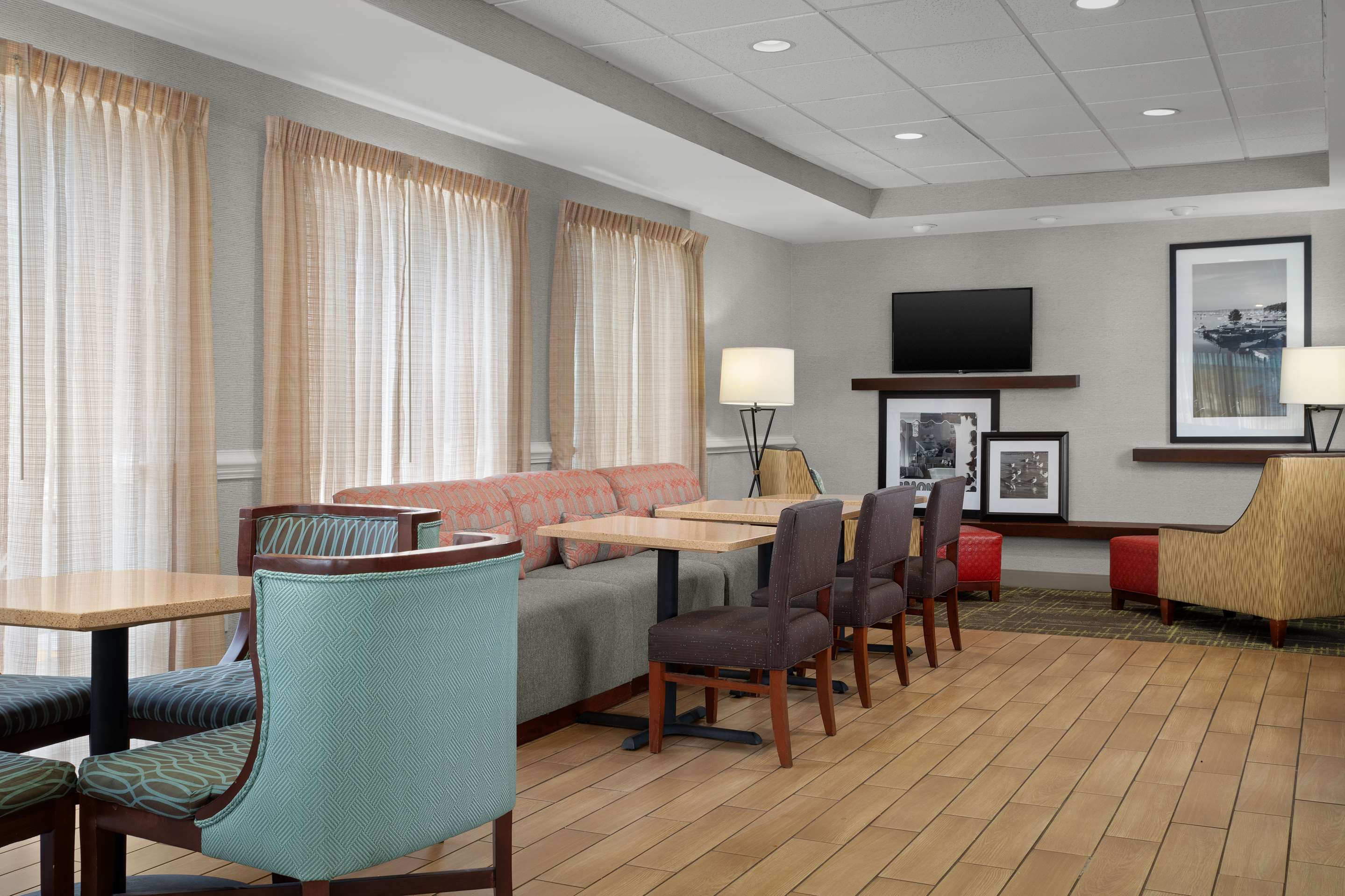 Lobby | Hampton Inn Panama City Beach