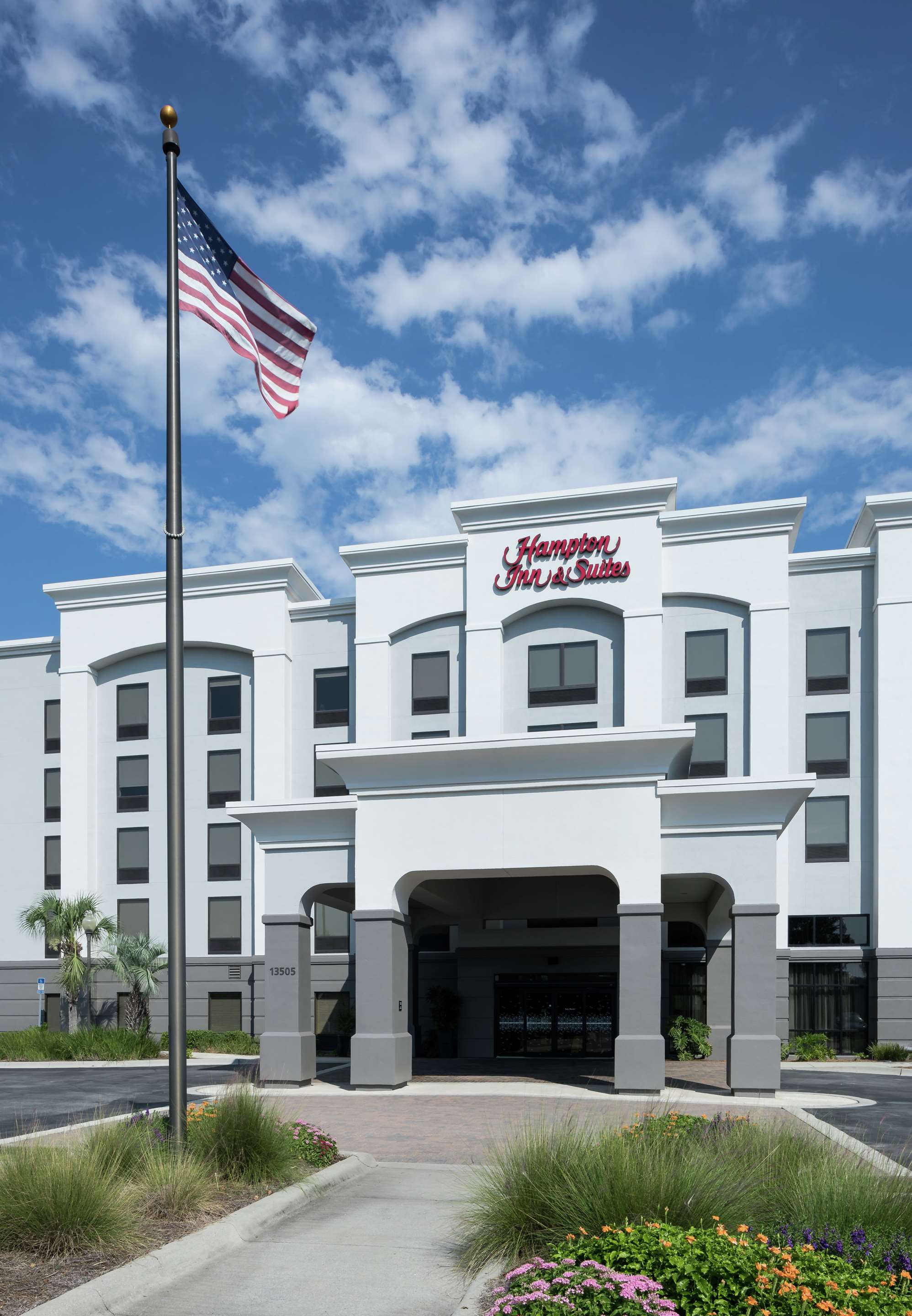 Exterior | Hampton Inn & Suites Panama City Beach-Pier Park Area