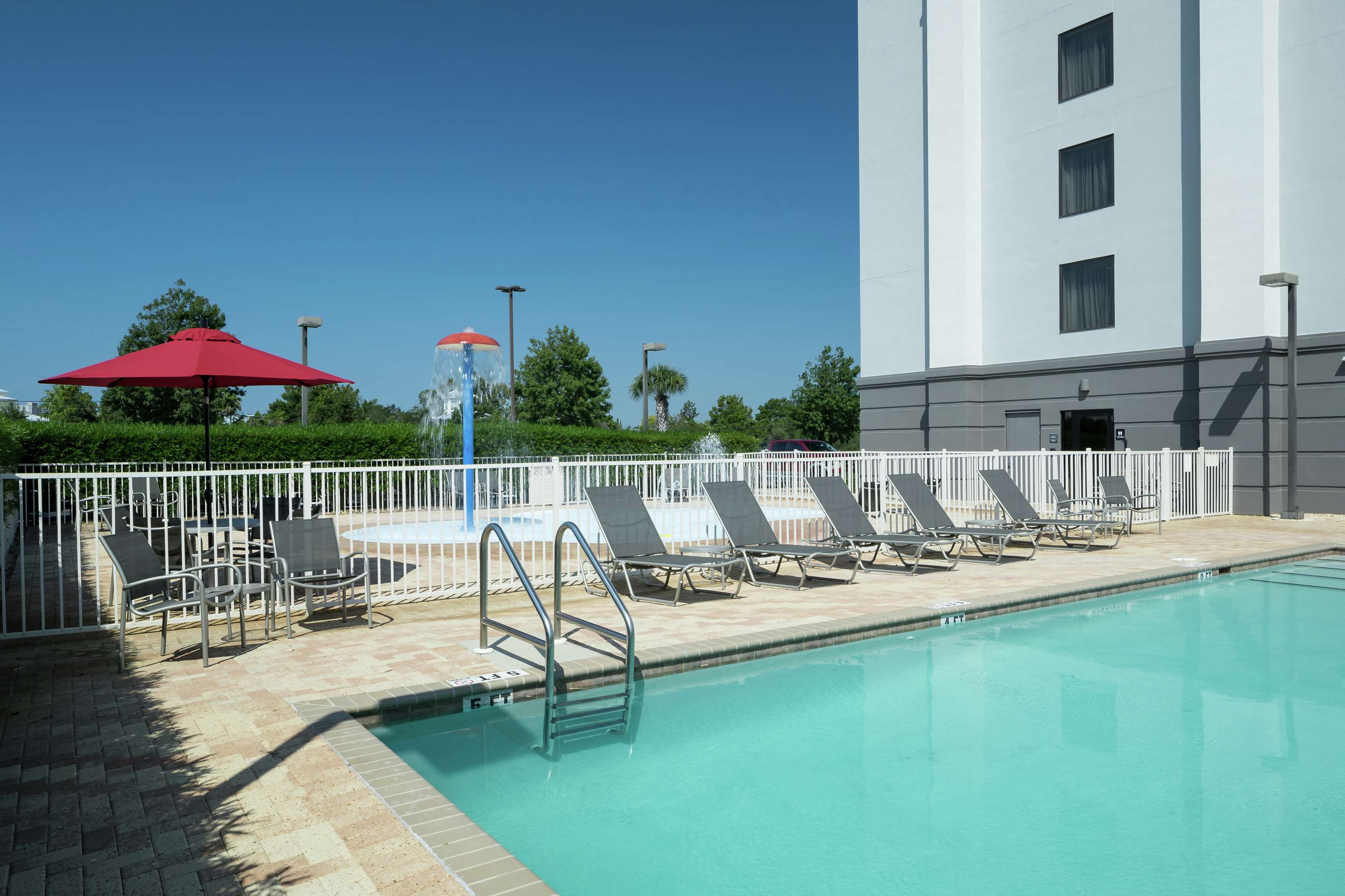 Pool | Hampton Inn & Suites Panama City Beach-Pier Park Area