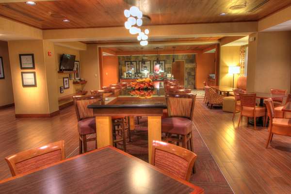 Restaurant - Hampton Inn Pigeon Forge