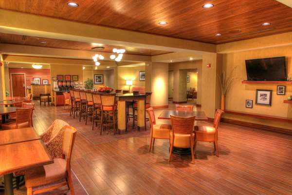Restaurant - Hampton Inn Pigeon Forge