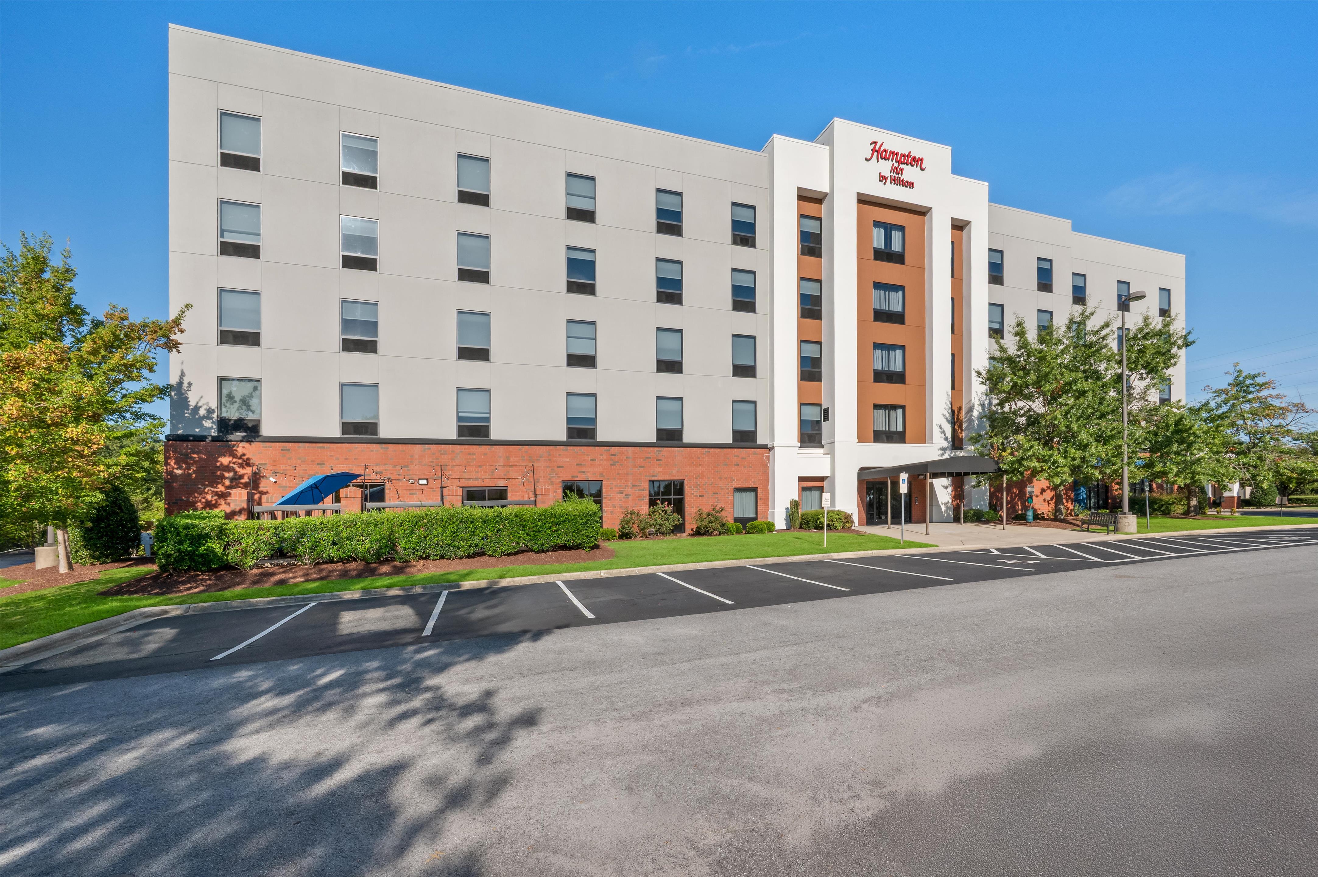 Exterior | Hampton Inn Greenville
