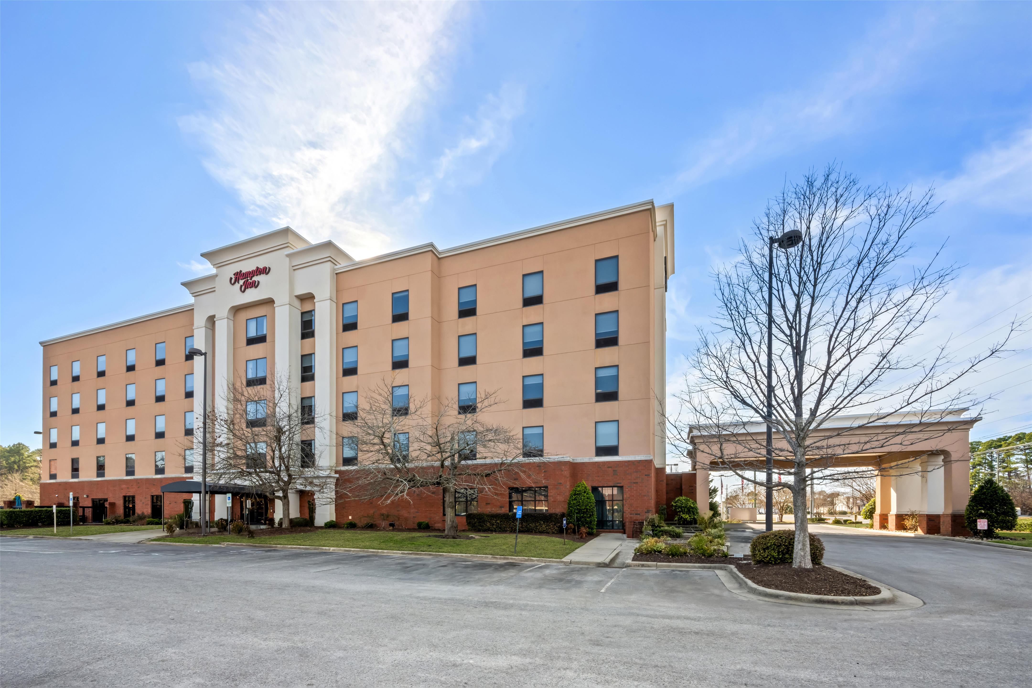 Exterior | Hampton Inn Greenville