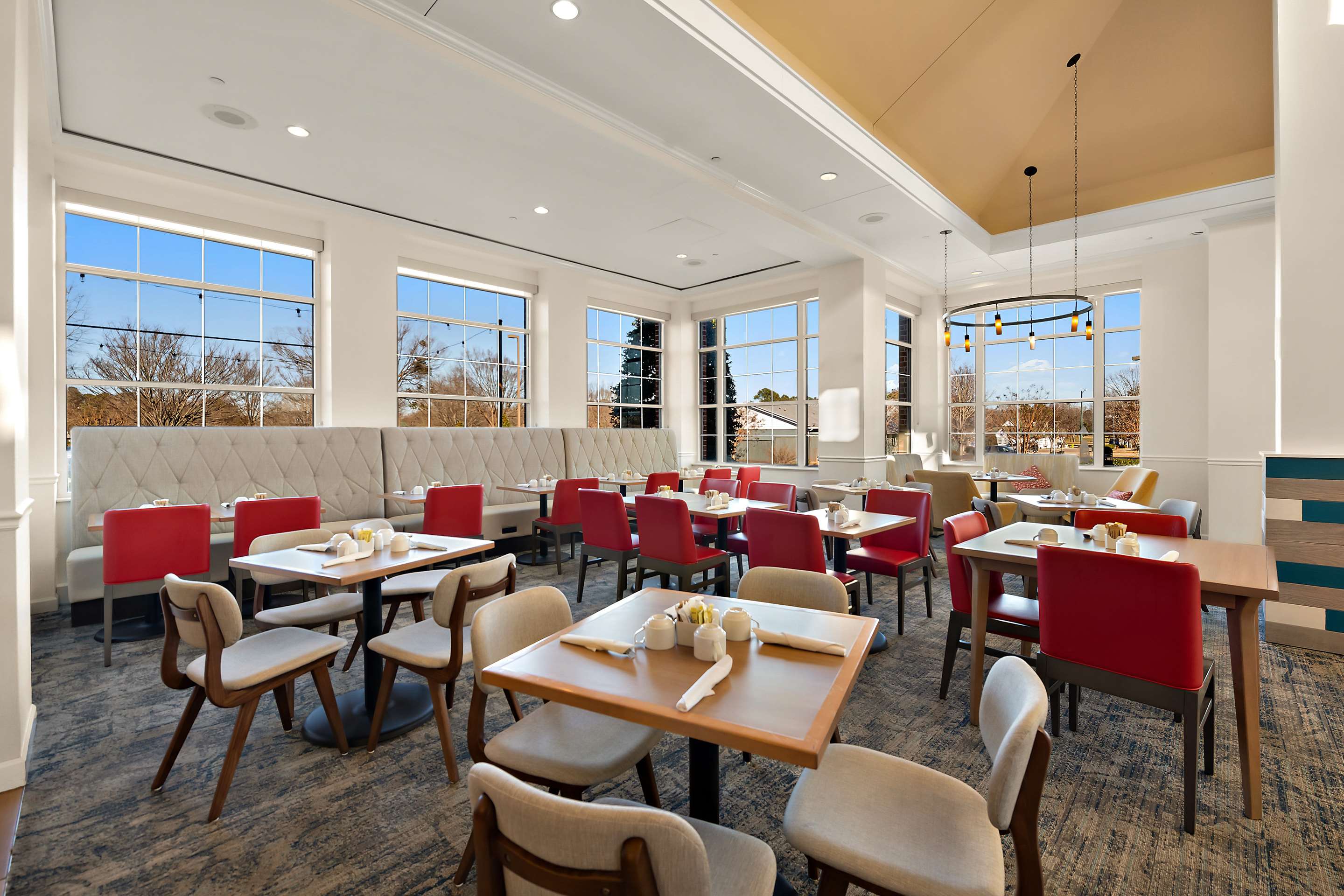Lobby | Hilton Garden Inn Williamsburg