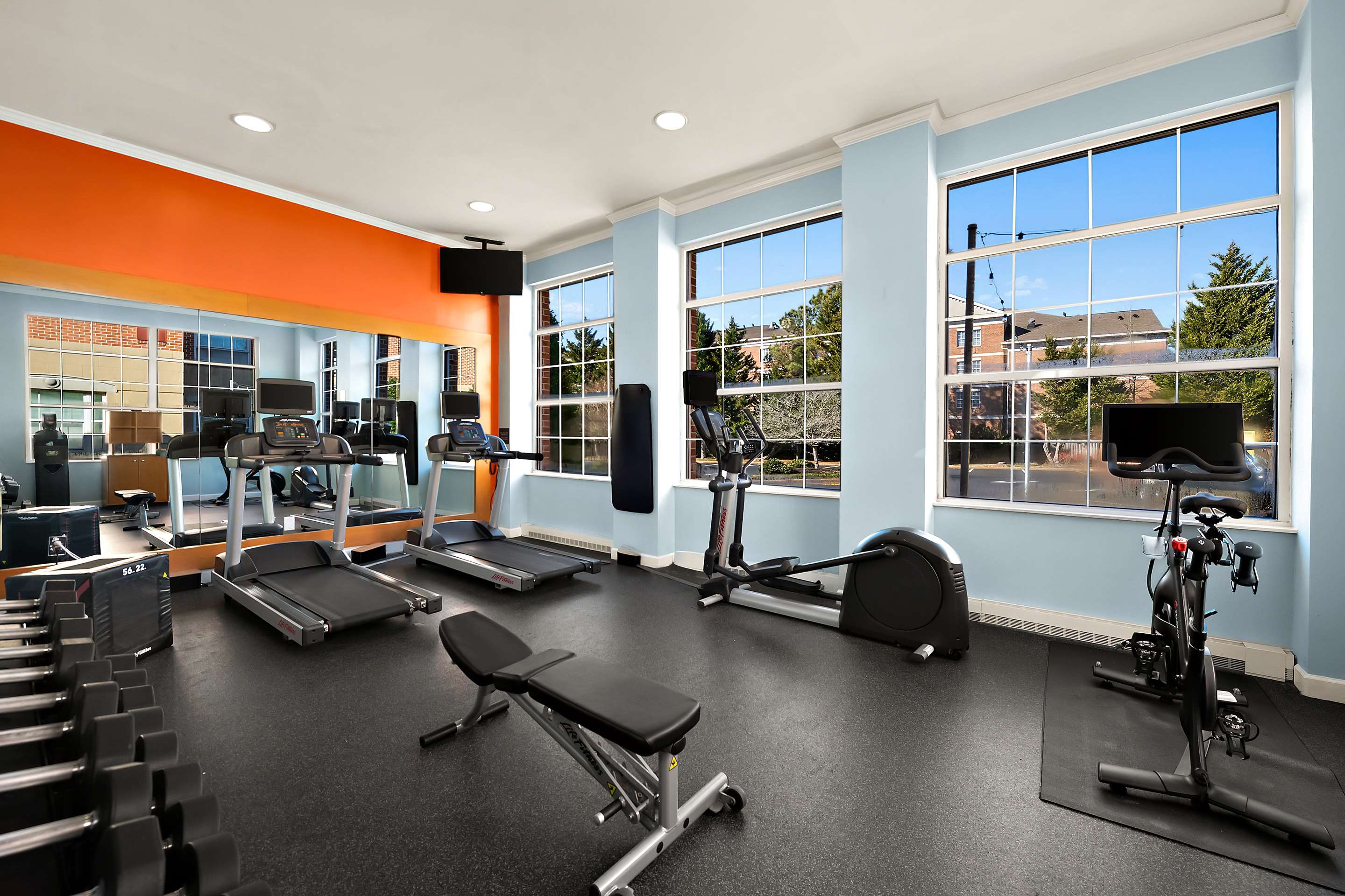 Health club fitness center gym | Hilton Garden Inn Williamsburg