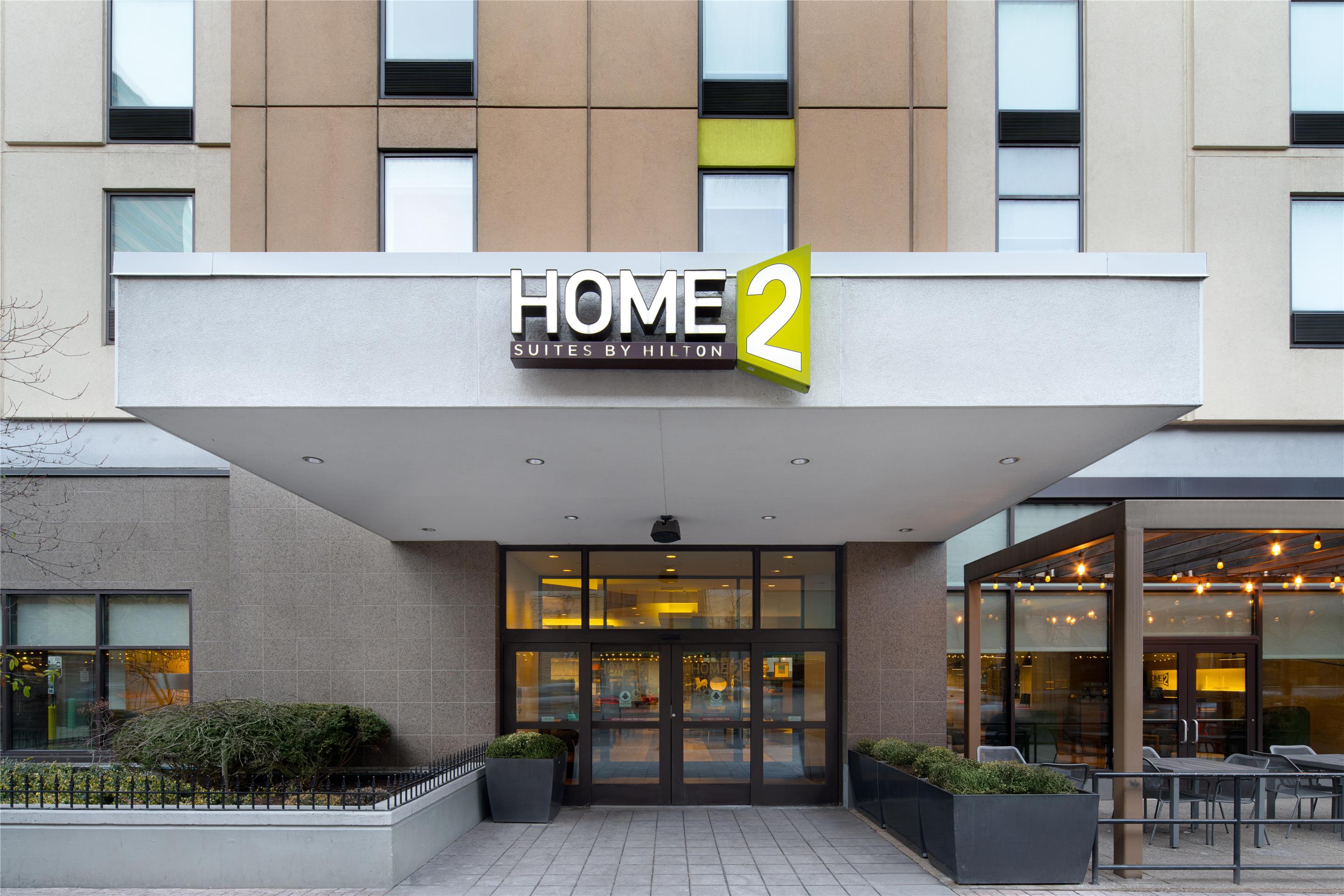 Exterior | Home2 Suites by Hilton Philadelphia - Convention Center, PA