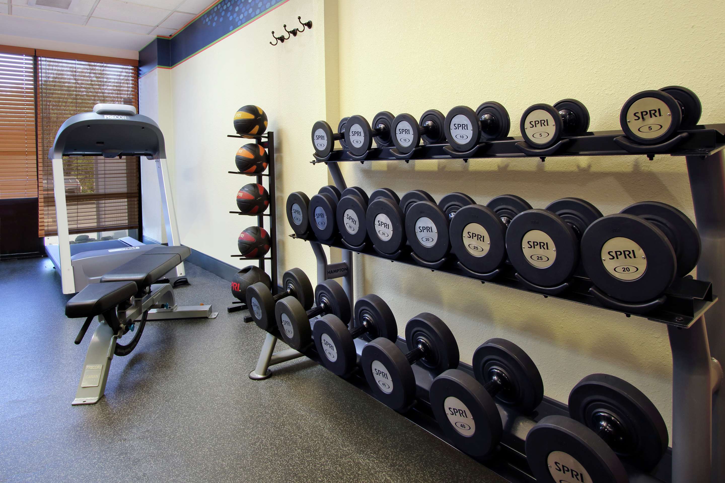 Health club fitness center gym | Hampton Inn Philadelphia/Great Valley/Malvern