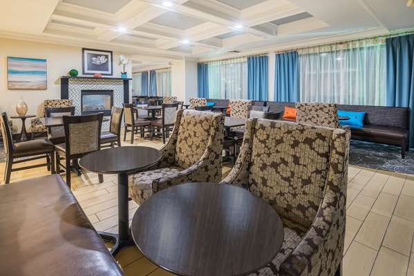  - Hampton Inn Plymouth Meeting