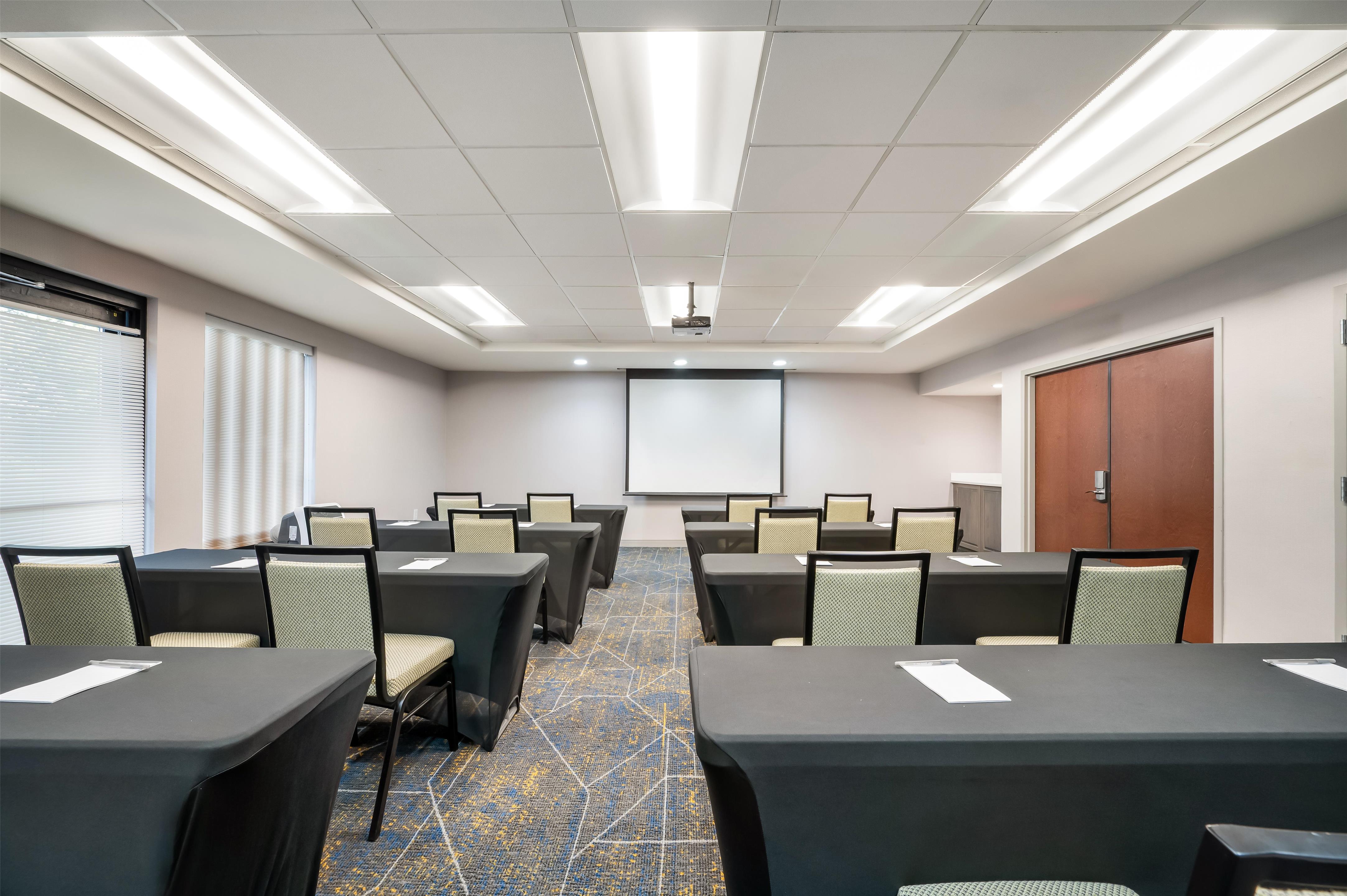 Meeting Room | Hampton Inn Philadelphia/Plymouth Meeting