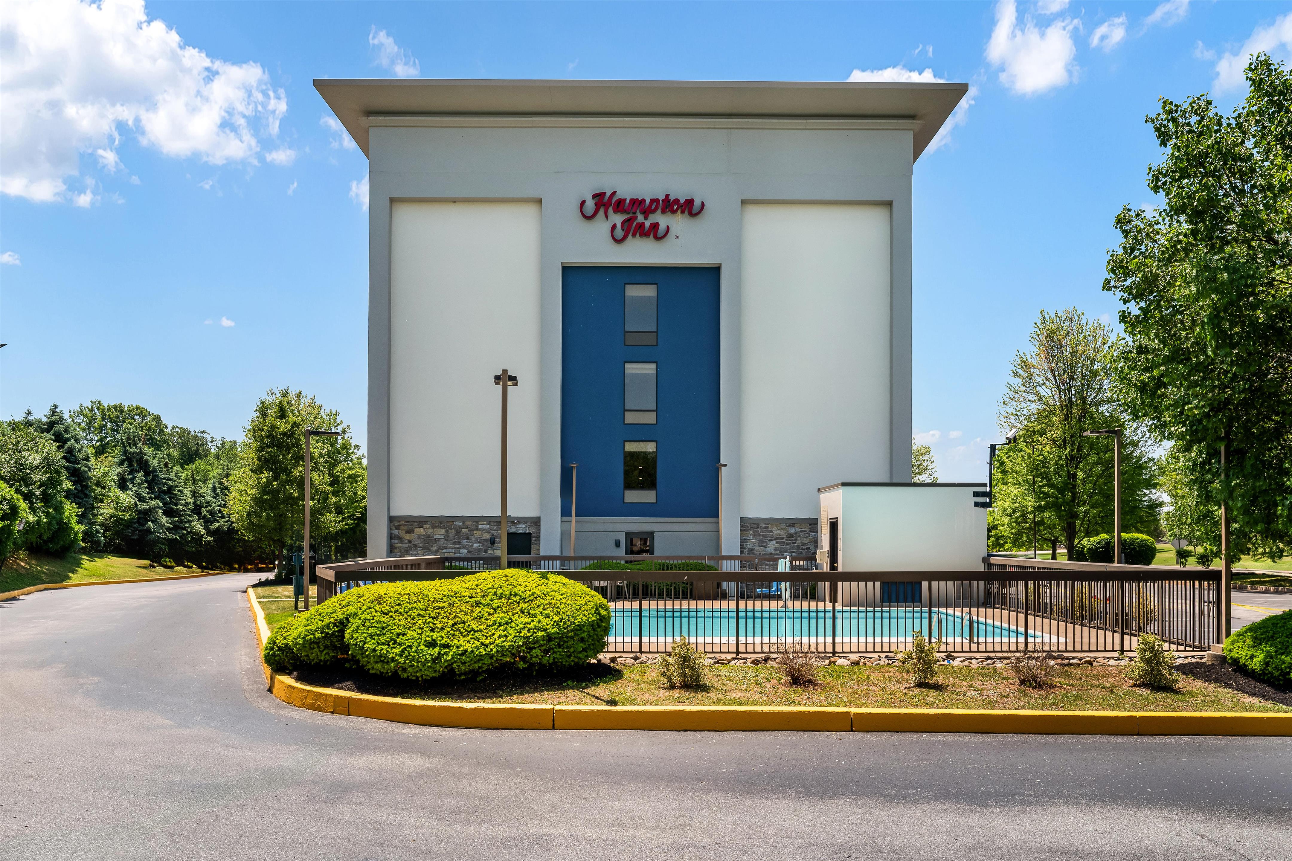 Exterior | Hampton Inn Philadelphia/Plymouth Meeting