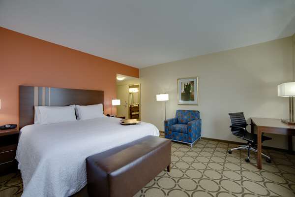  - Hampton Inn & Suites Bensalem - I-276, Exit 351 & 352