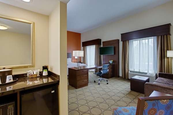  - Hampton Inn & Suites Bensalem - I-276, Exit 351 & 352