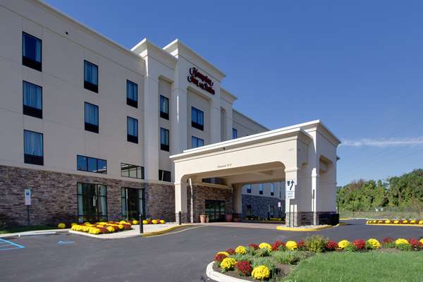 Exterior view - Hampton Inn & Suites Bensalem - I-276, Exit 351 & 352