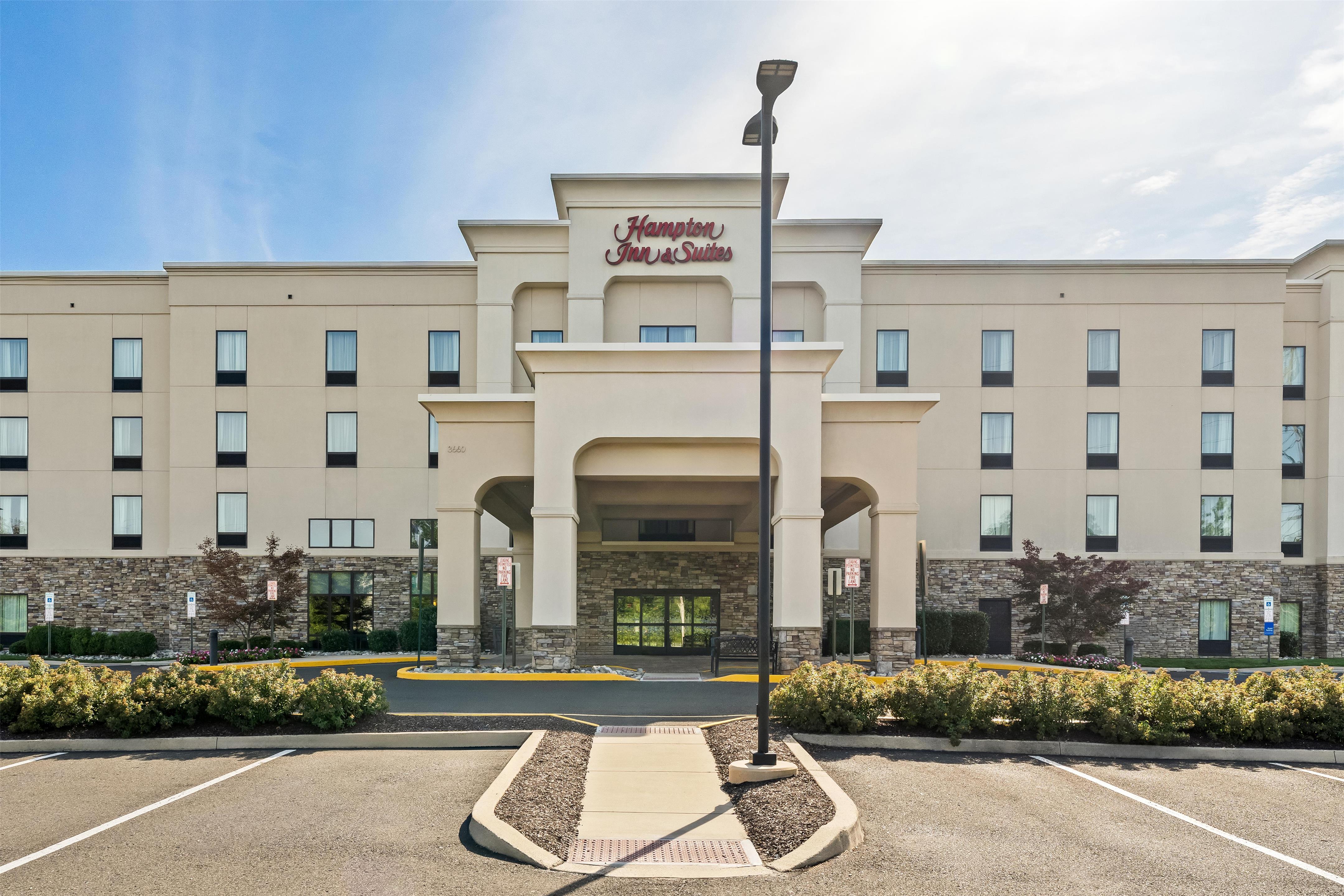 Exterior | Hampton Inn & Suites Philadelphia/Bensalem