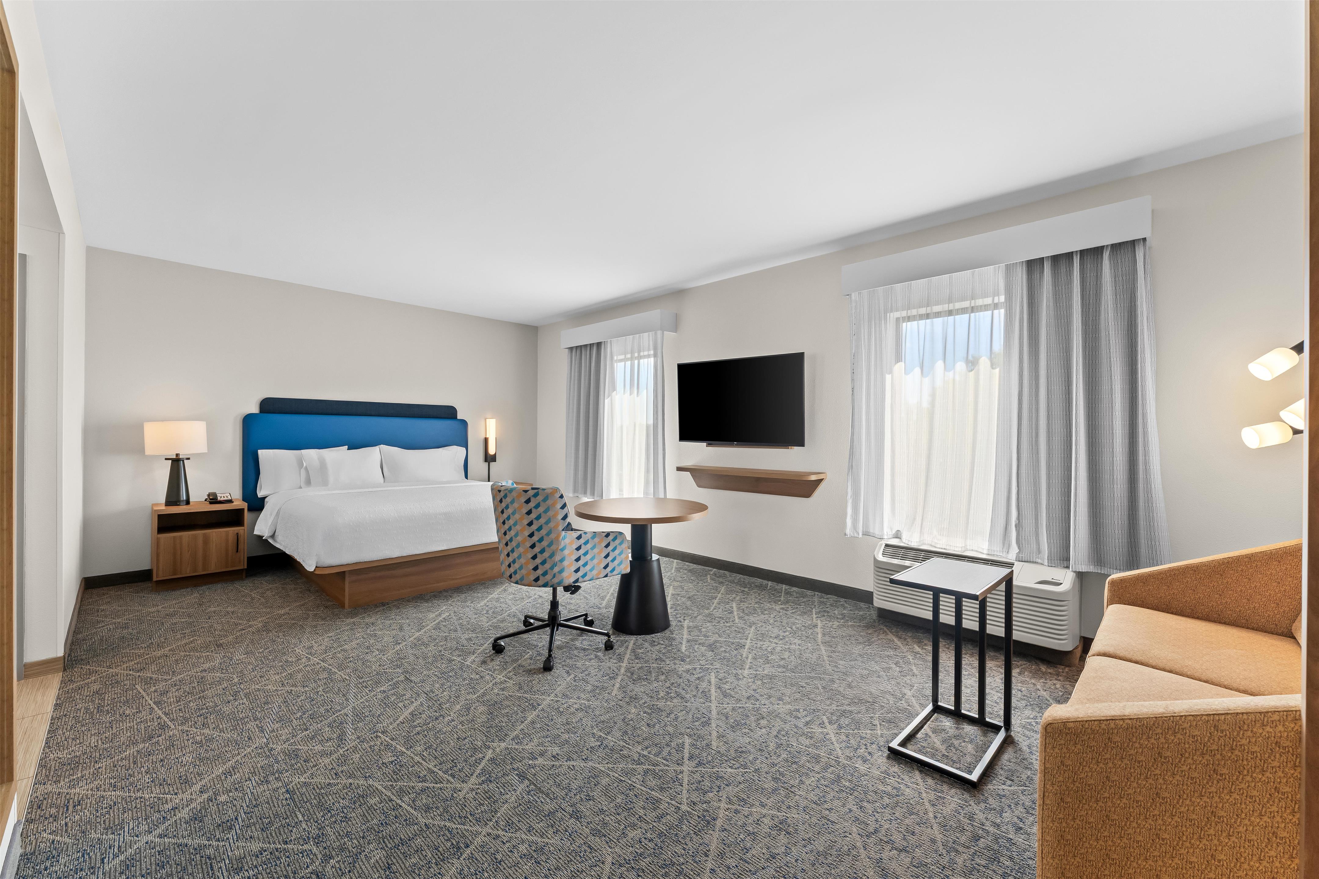 Guest room