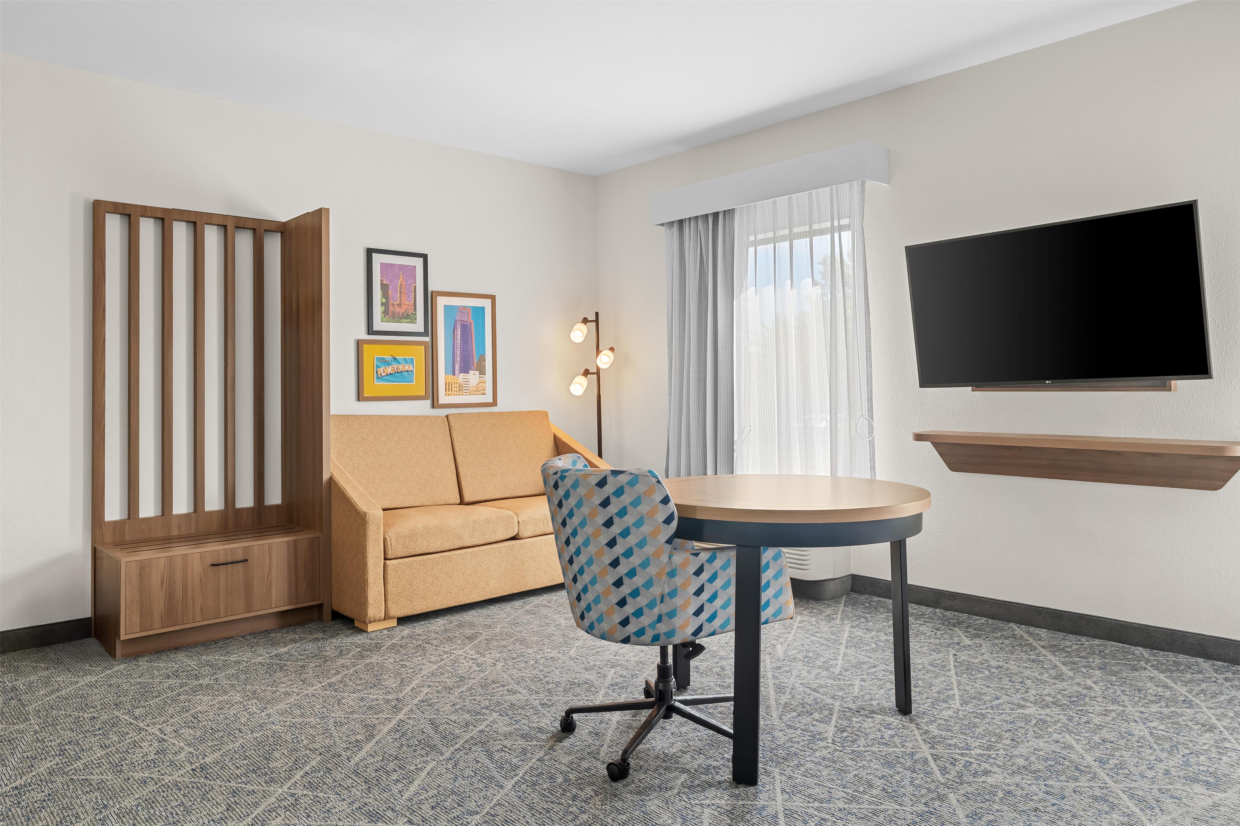 Guest room