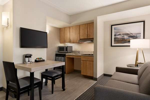  - Homewood Suites by Hilton University of Penn Philadelphia