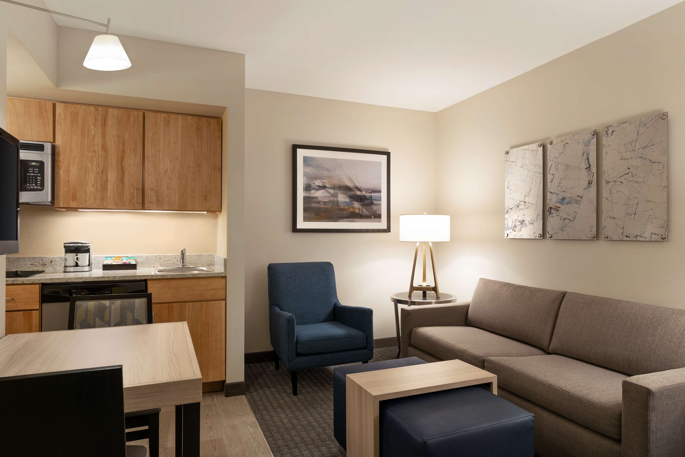Guest room
