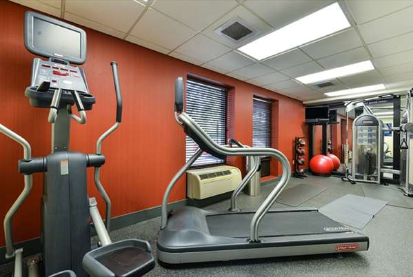 Fitness/ Exercise Room - Hampton Inn & Suites Oaks