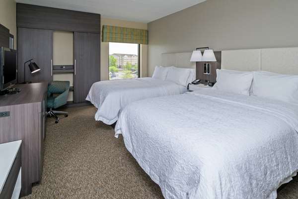  - Hampton Inn & Suites Oaks