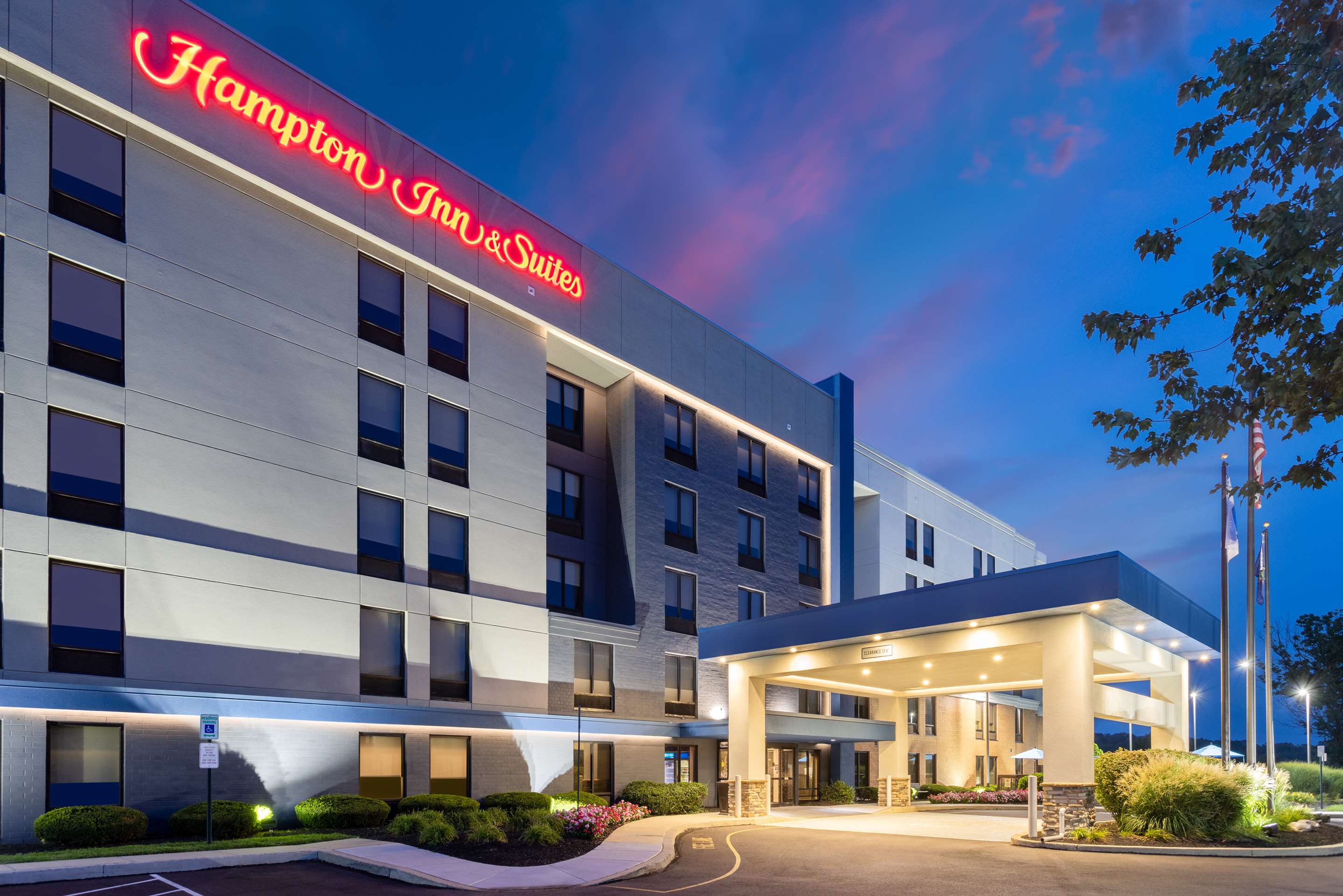 Exterior | Hampton Inn & Suites Valley Forge/Oaks