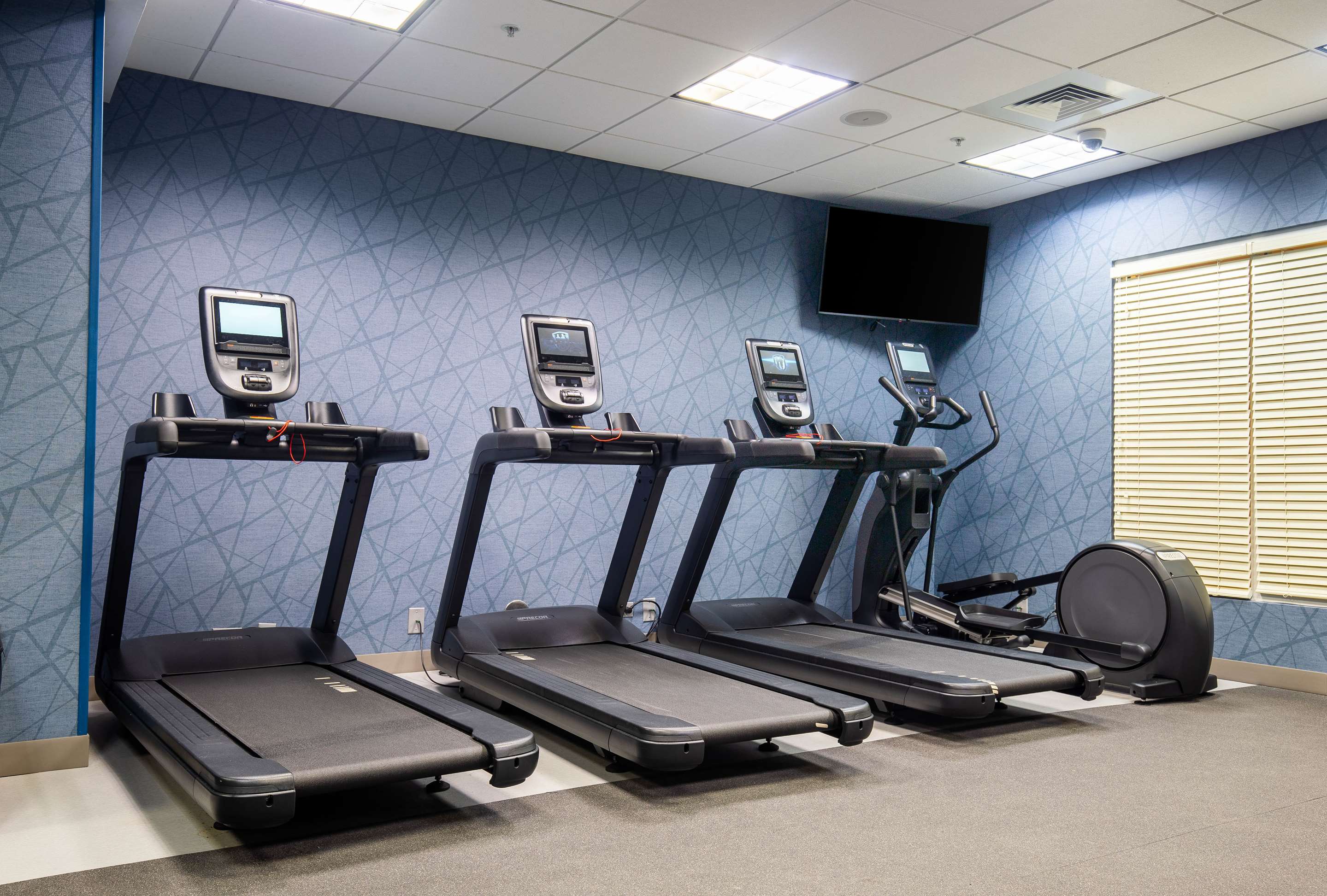Health club fitness center gym | Homewood Suites by Hilton Doylestown