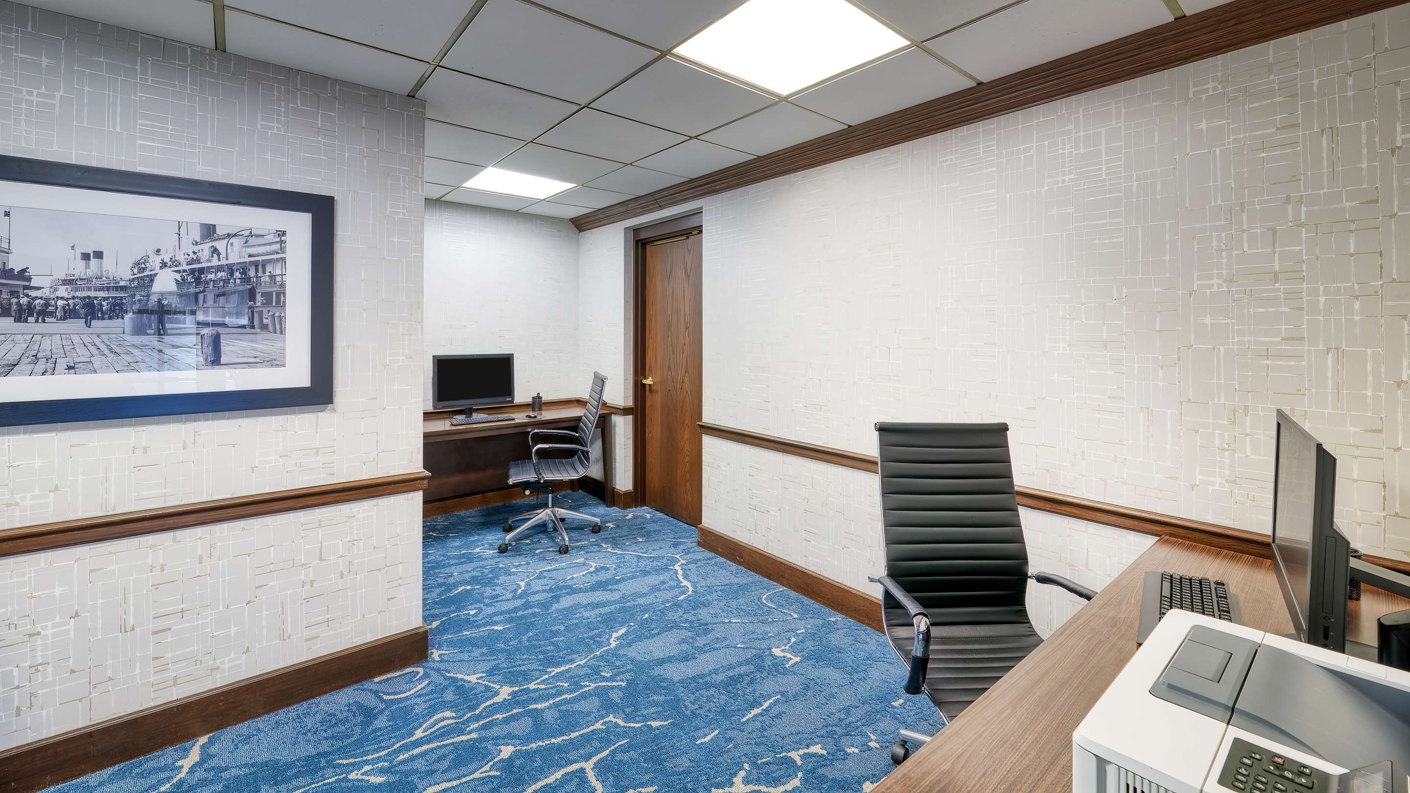 Business Center | DoubleTree by Hilton Hotel Port Huron