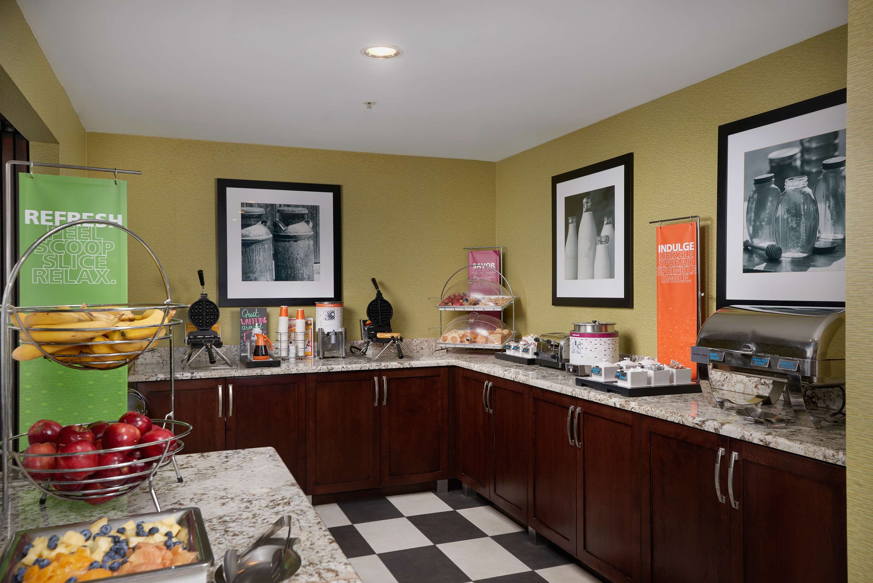 Restaurant | Hampton Inn Phoenix/Anthem
