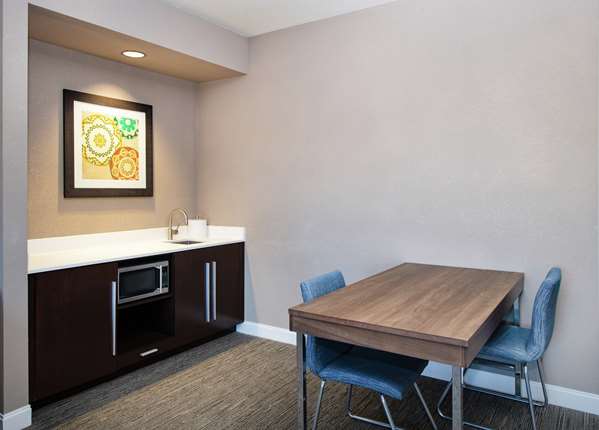  - Hampton Inn Airport North Phoenix