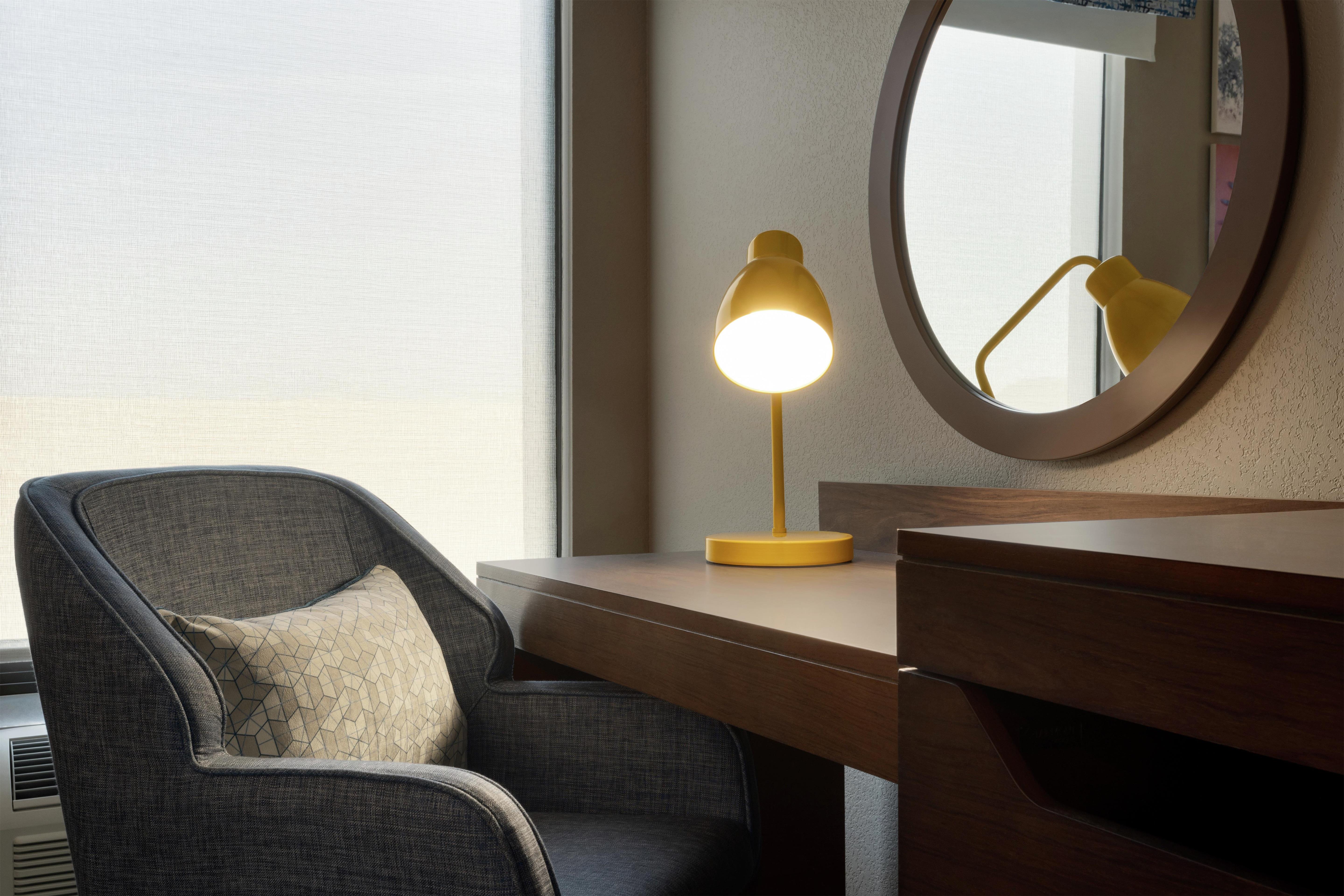 Hampton Inn Phoenix-Chandler Room Type - 1KG MOB HEAR ACC RI-SHW NS
