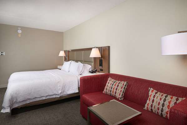  - Hampton Inn Peoria