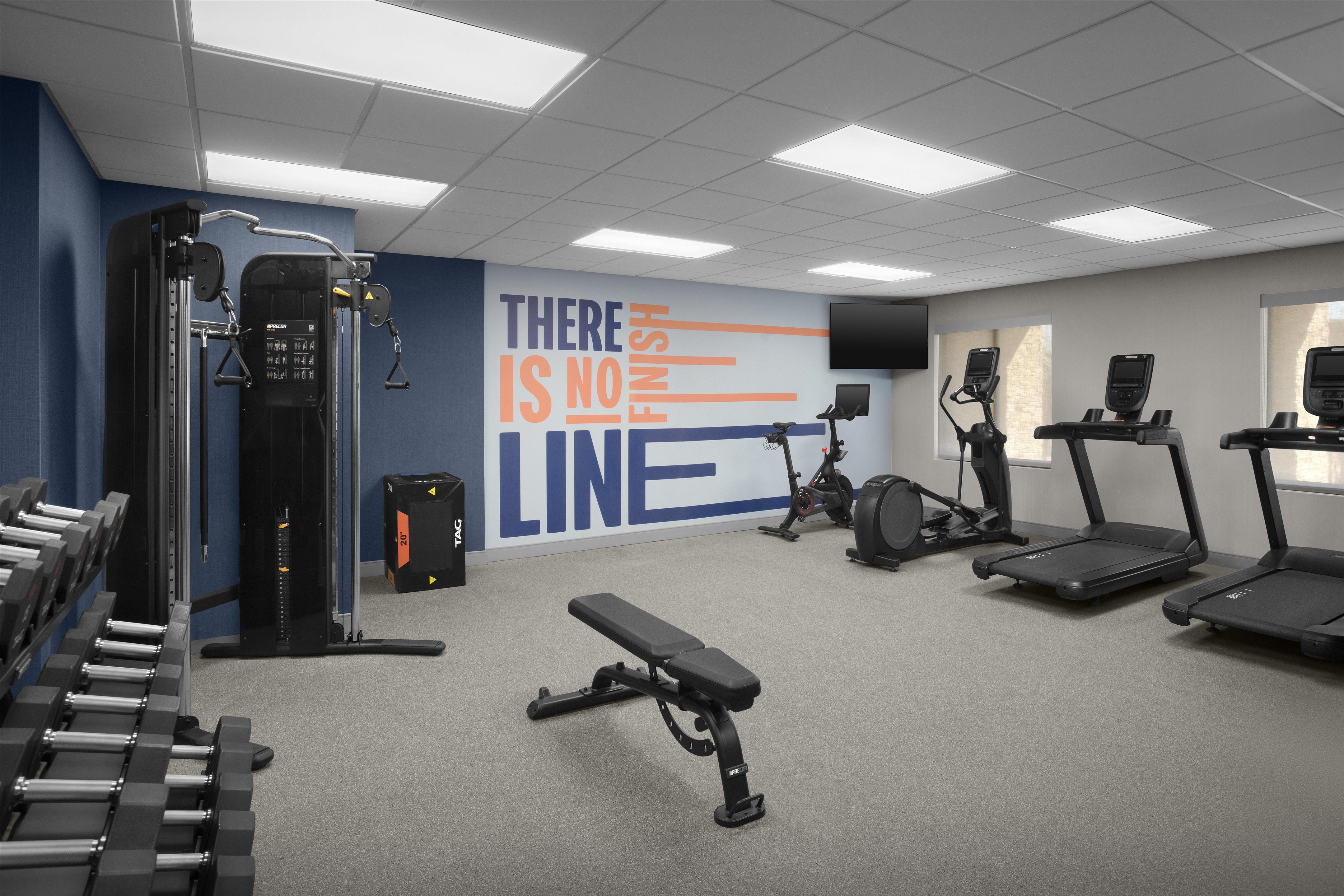 Health club fitness center gym | Hampton Inn & Suites Phoenix Glendale-Westgate