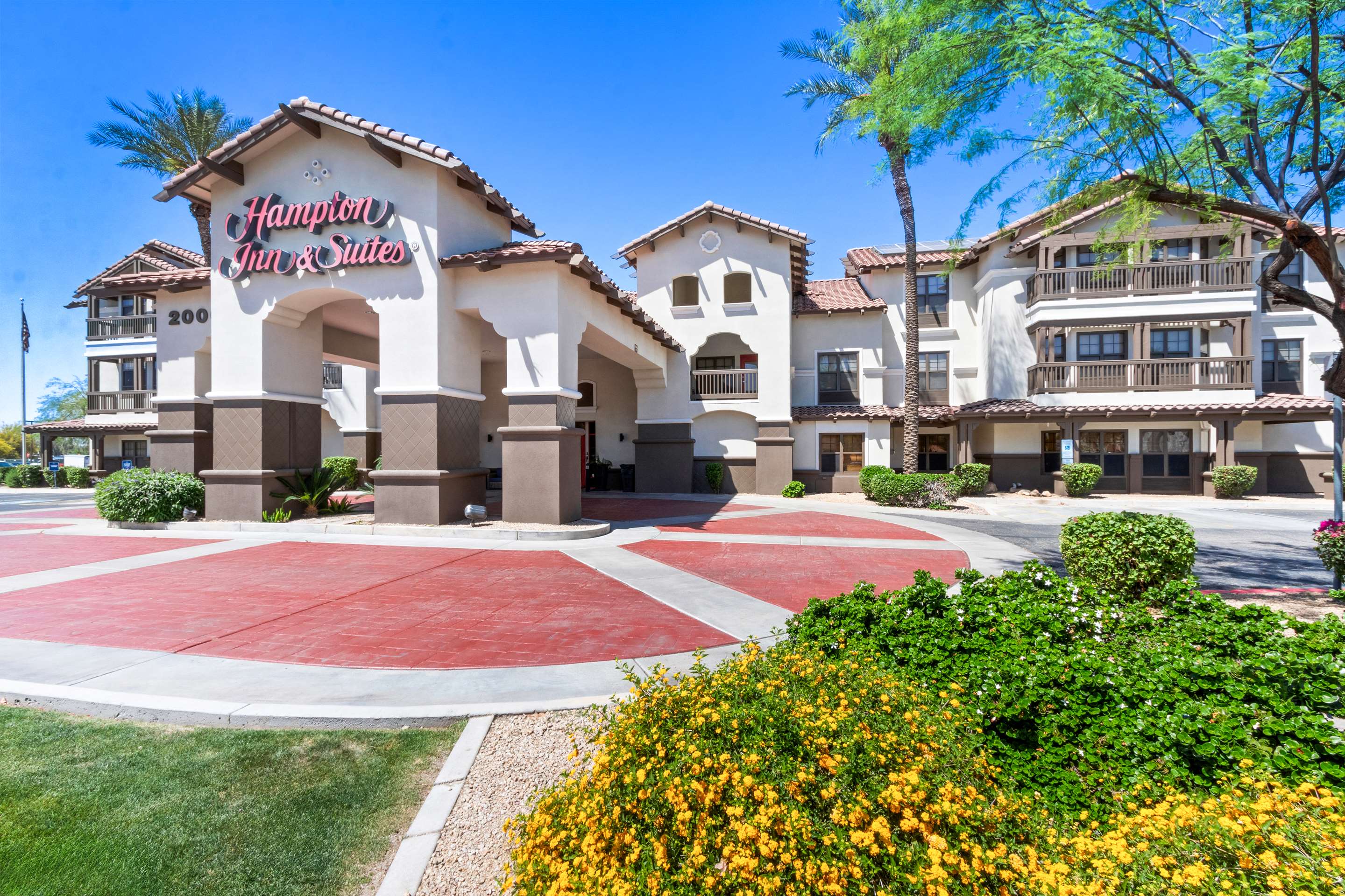Exterior | Hampton Inn & Suites Phoenix-Goodyear