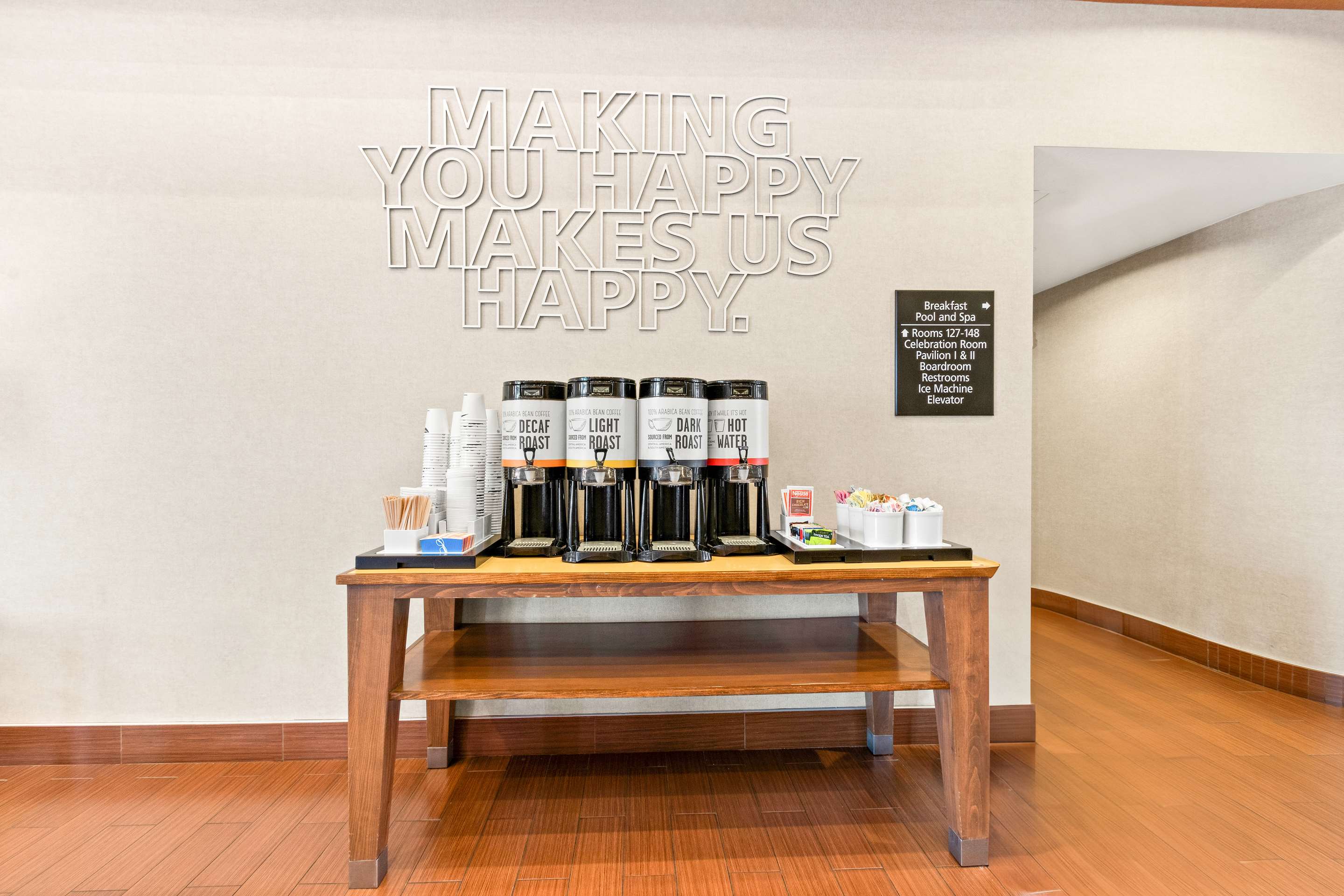 Restaurant | Hampton Inn & Suites Phoenix-Goodyear