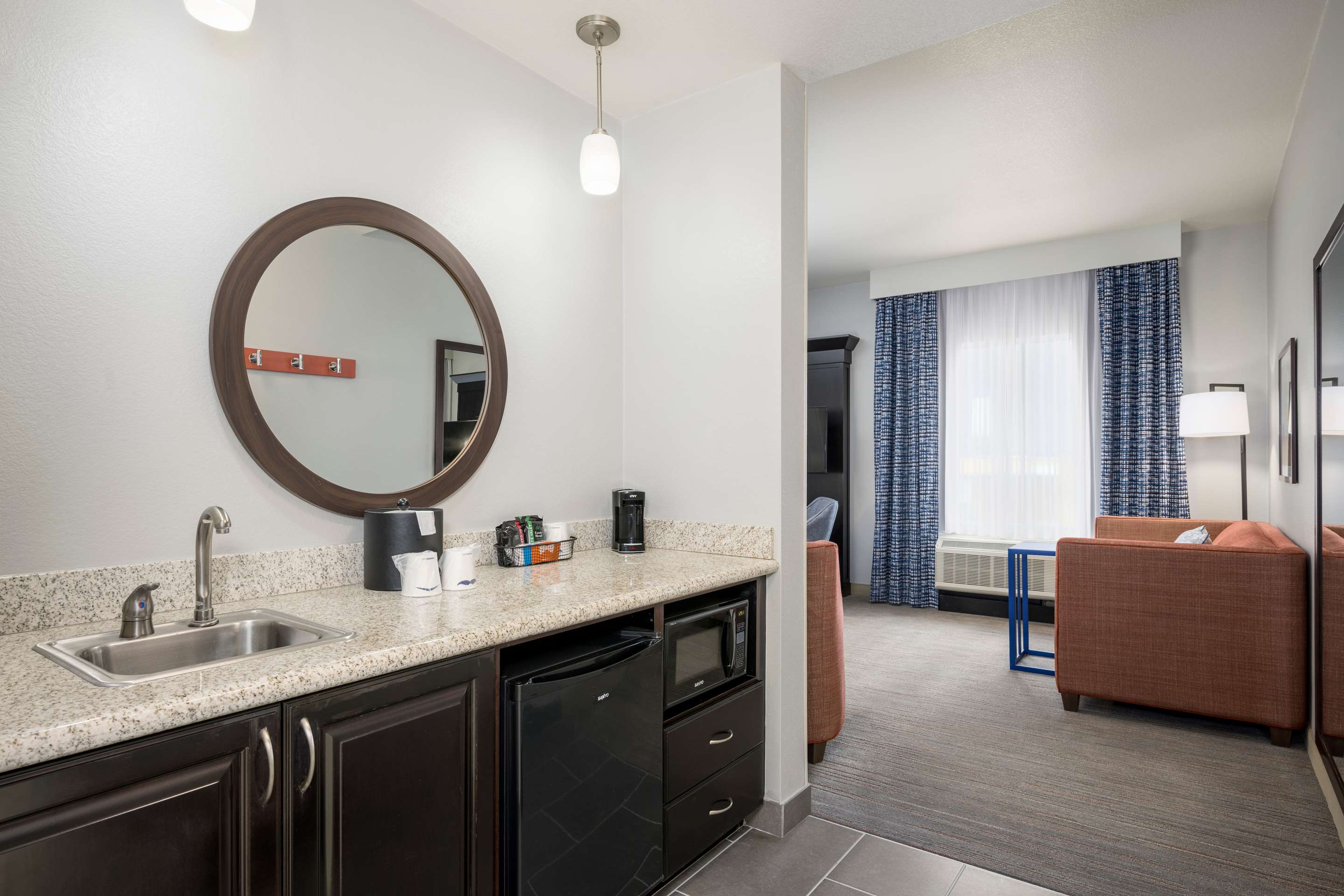Guest room