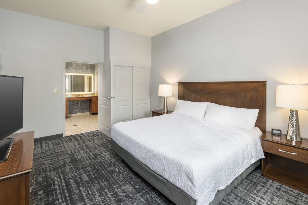 Homewood Suites by Hilton Phoenix North-Happy Valley Room Type - 1KNG 2QN ACC RI SHWR NSMK