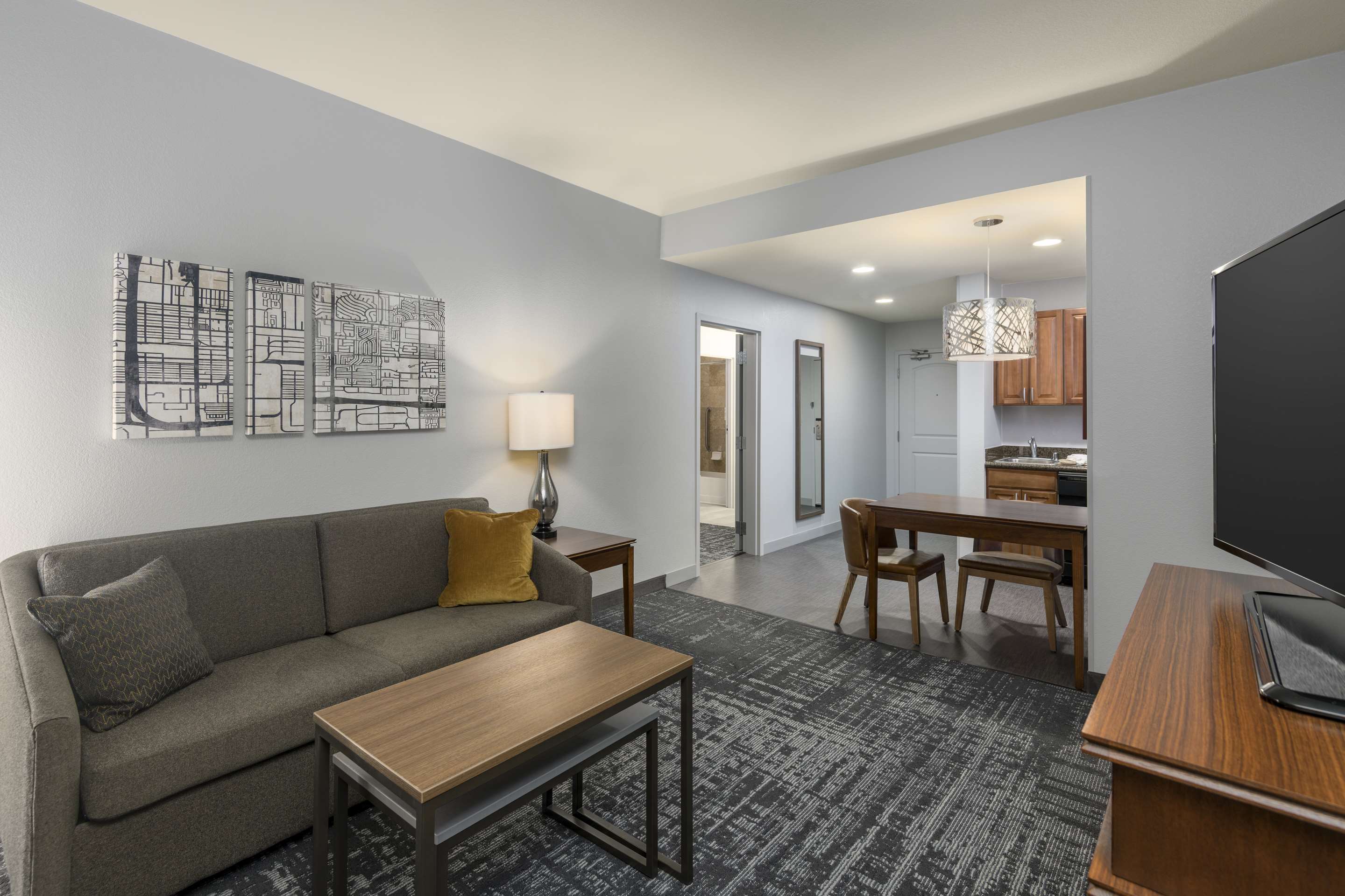 Guest room