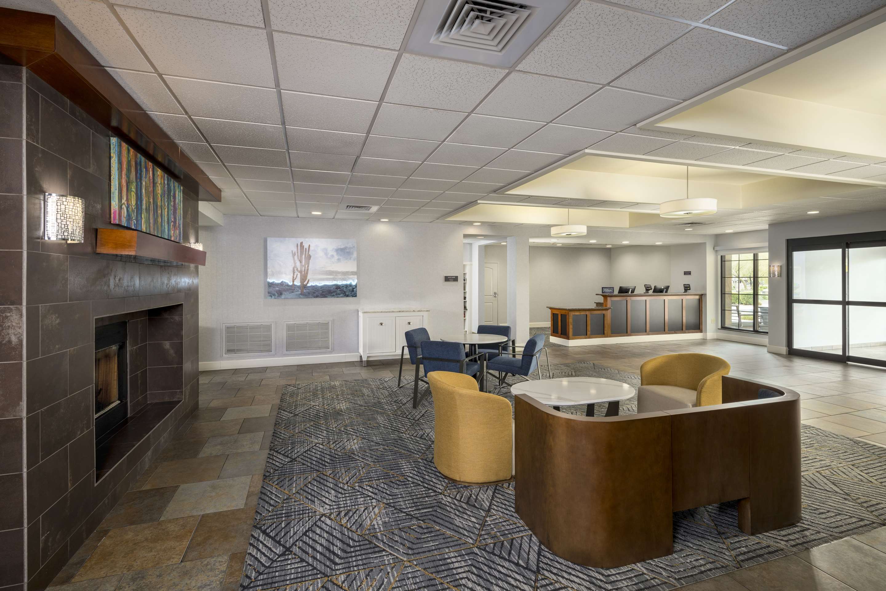 Lobby | Homewood Suites by Hilton Phoenix North-Happy Valley