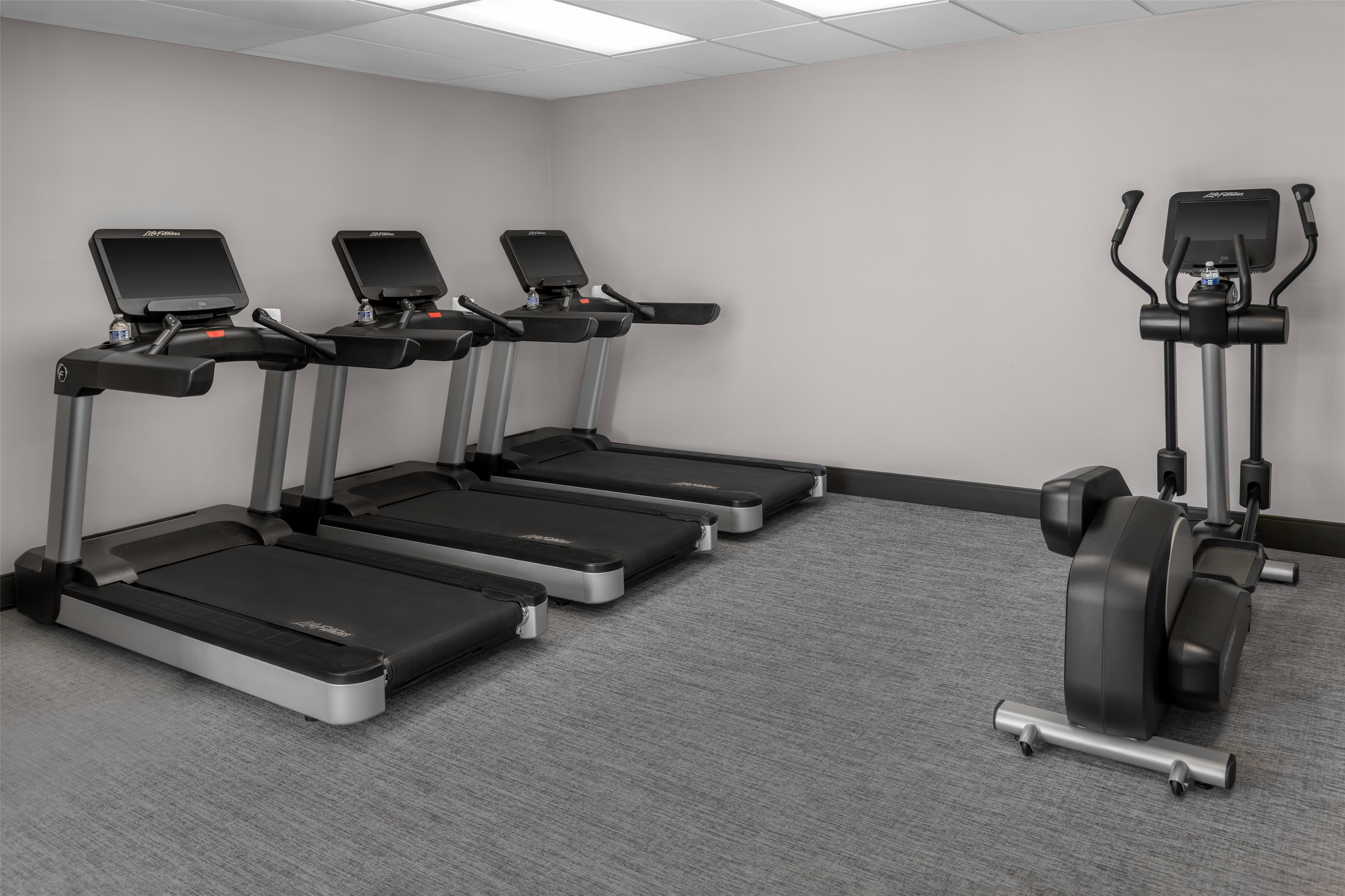 Health club fitness center gym | DoubleTree by Hilton Phoenix - Gilbert